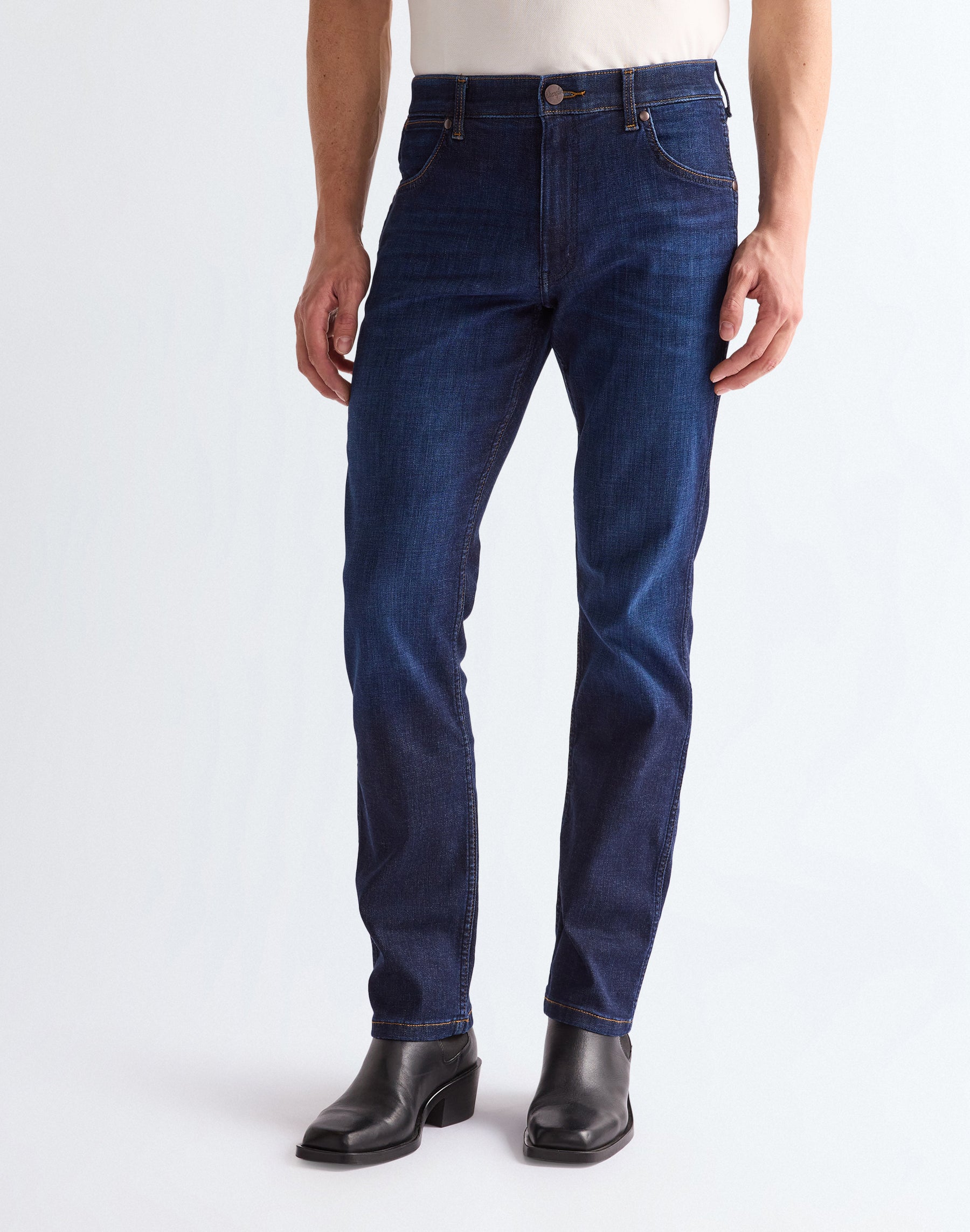 Greensboro in Rustic Navy Jeans Wrangler
