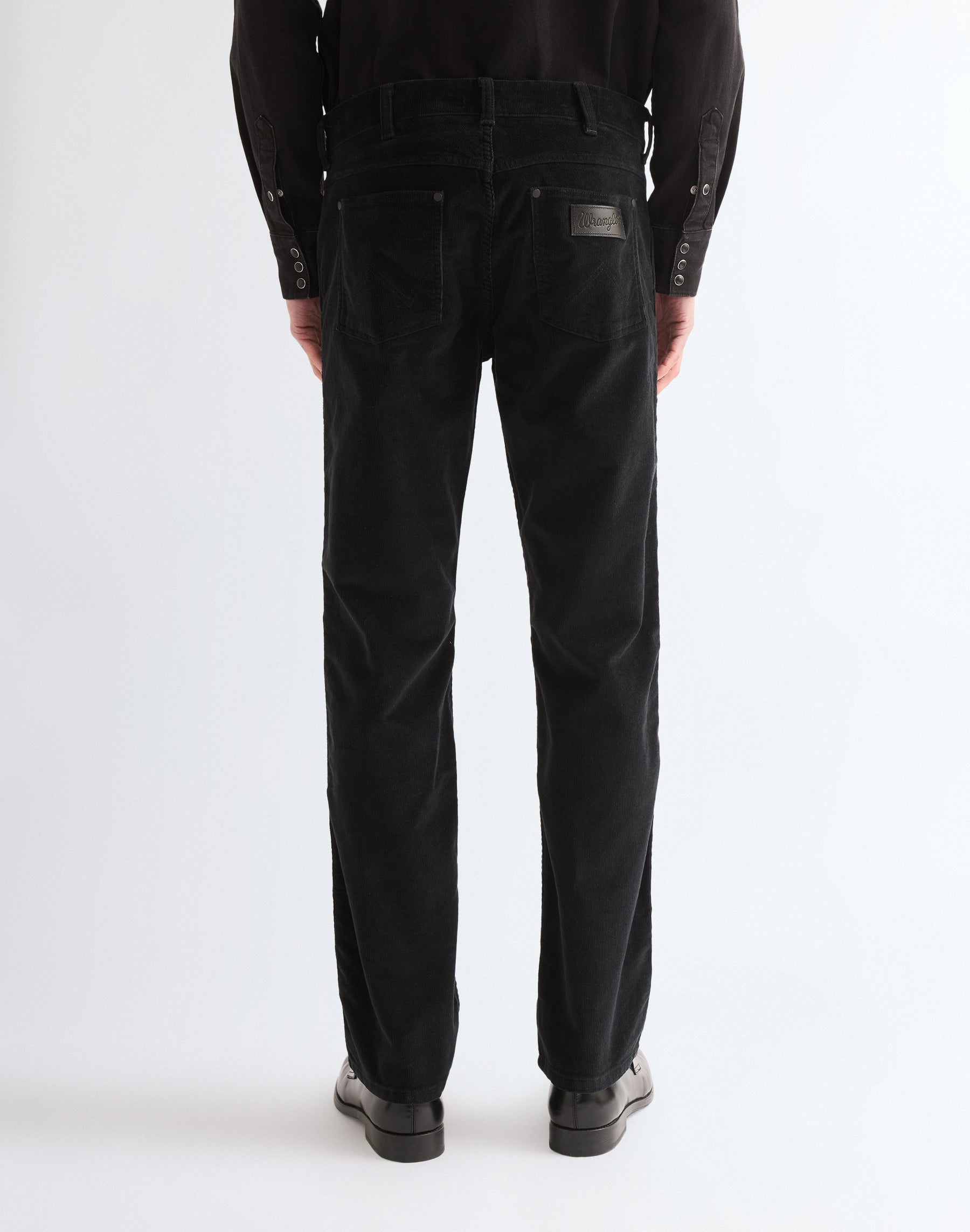 Greensboro in Black Hosen Wrangler