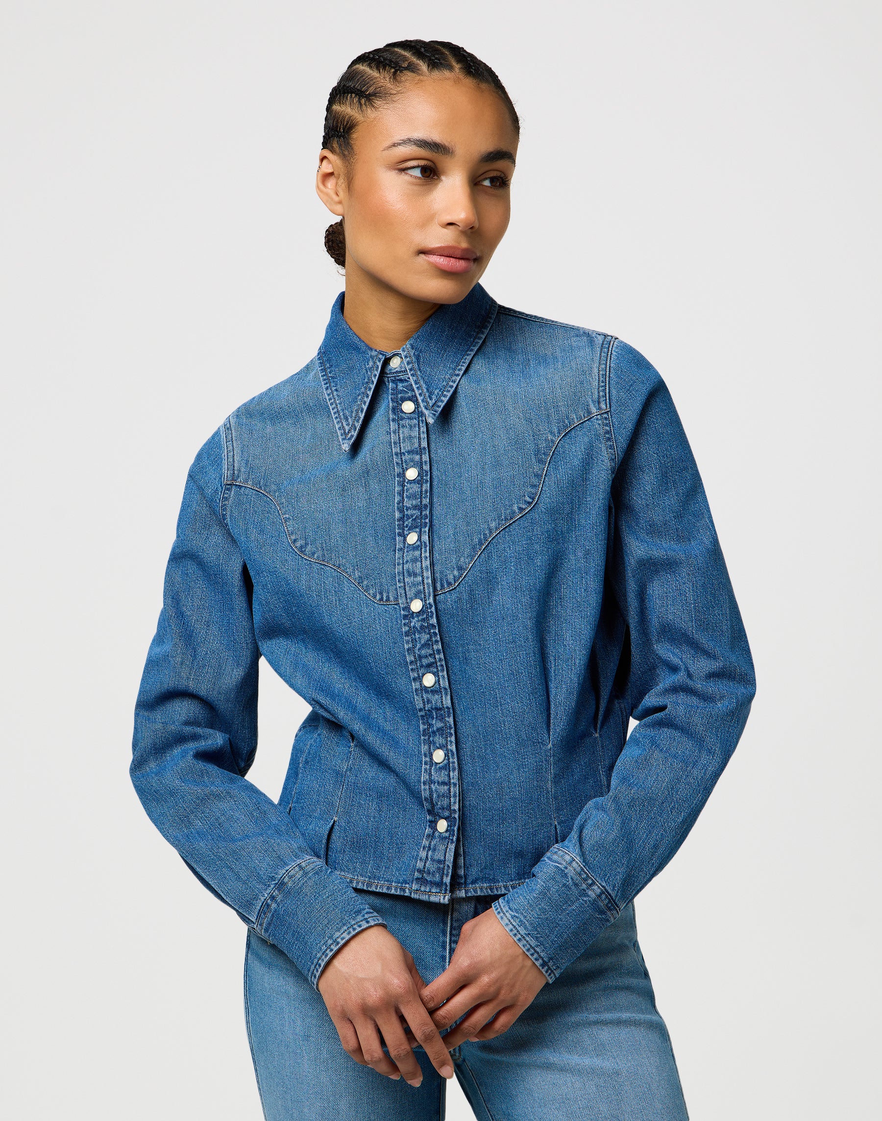 Femme Peplum Shirt in Light Hand Hemden Wrangler