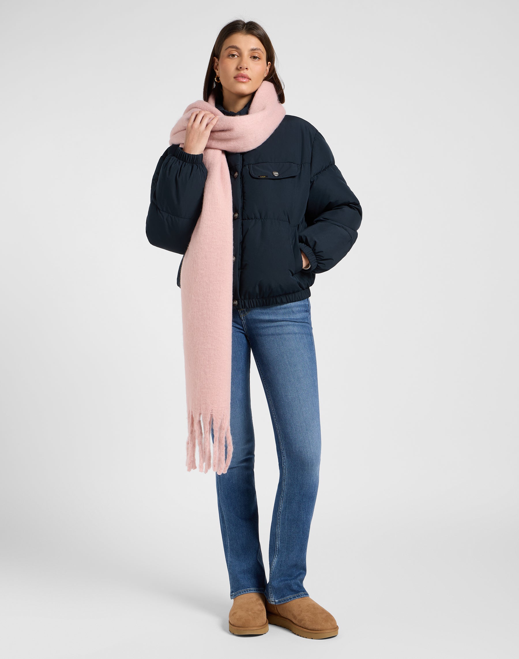 Rider Puffer Jacket in Black Jacken Lee