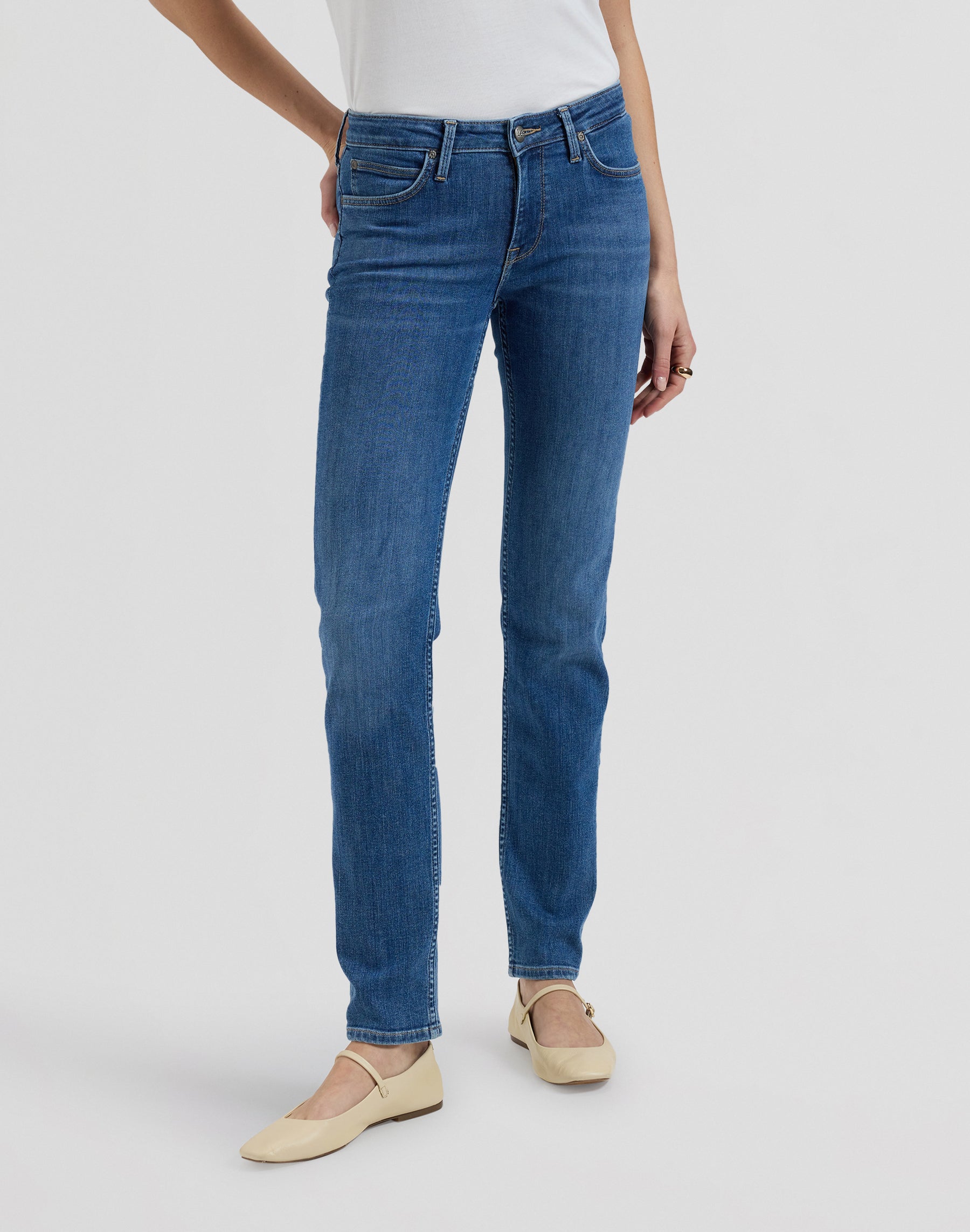 Elly in Hidden Lagoon Jeans Lee