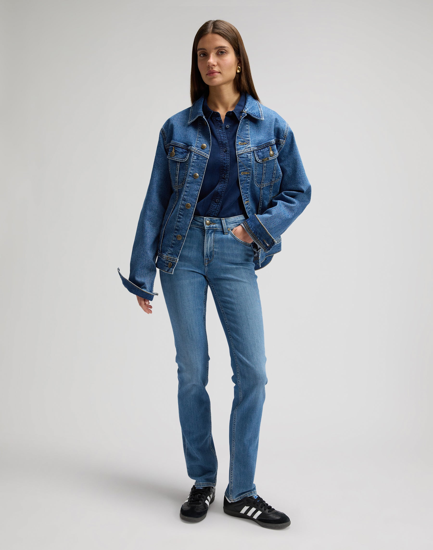Marion in Cyber Blue Jeans Lee