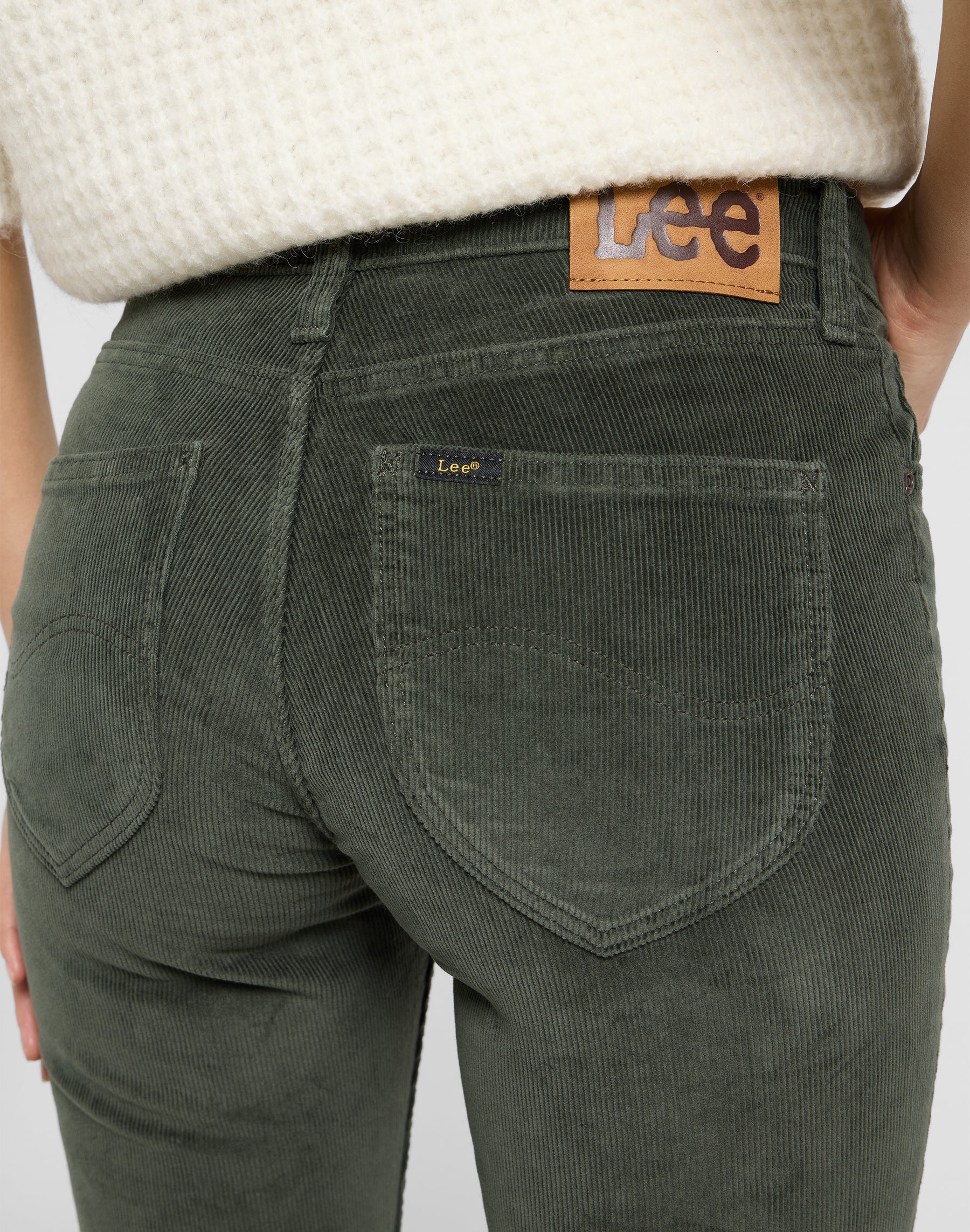 Marion in Olive Gray Hosen Lee