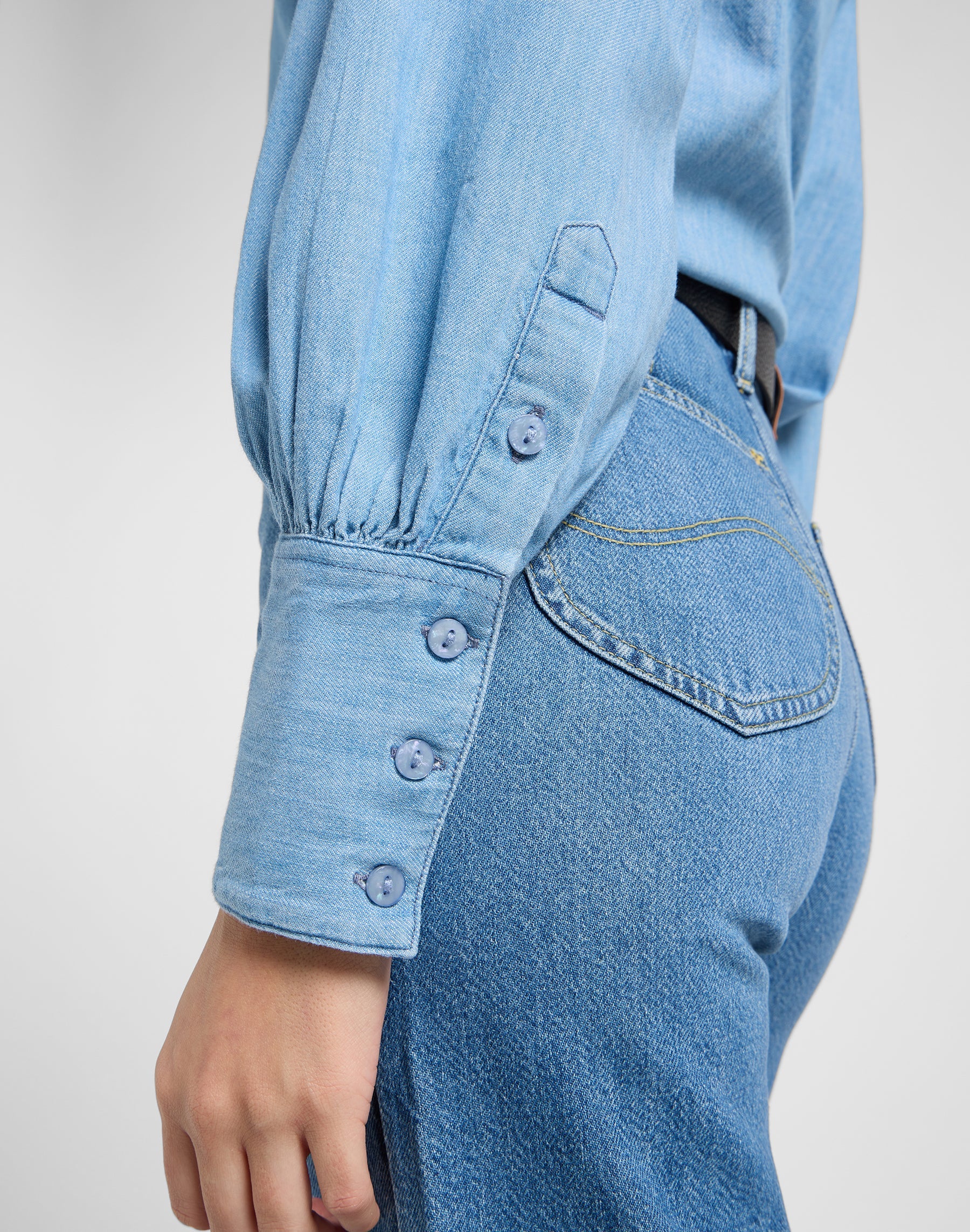 Balloon Sleeve Shirt in Never Ages Hemden Lee