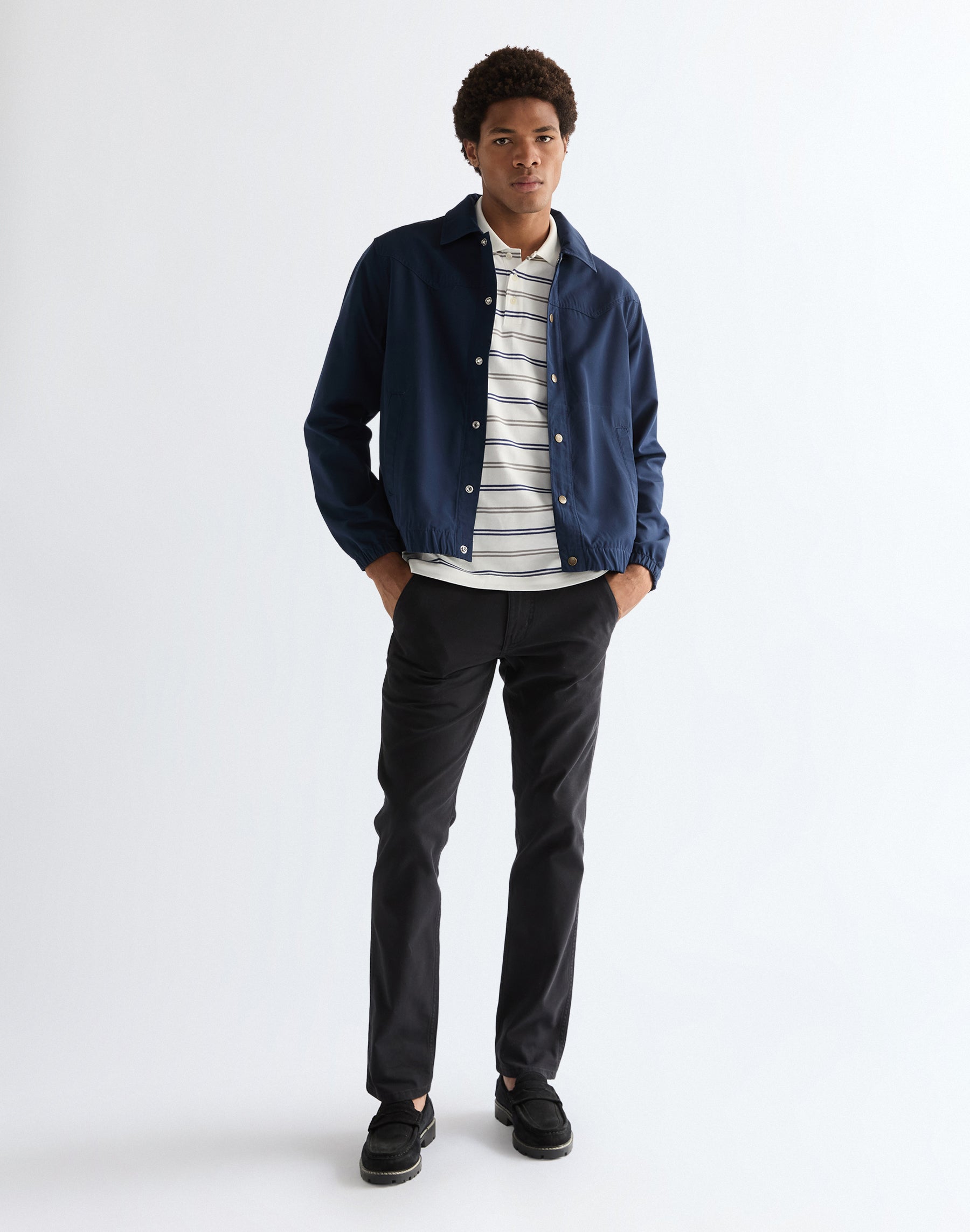 Regular Chino in Black Hosen Wrangler