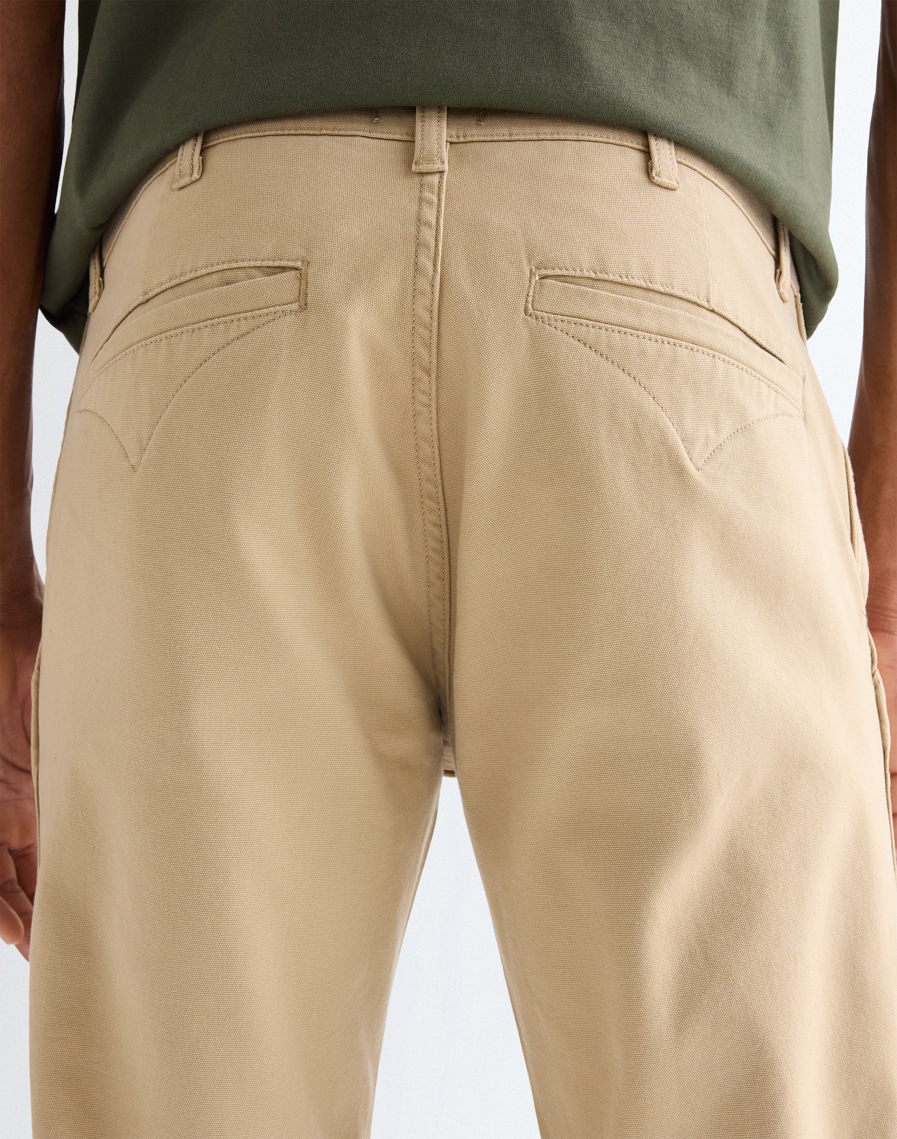 Regular Chino in Cornstalk Hosen Wrangler