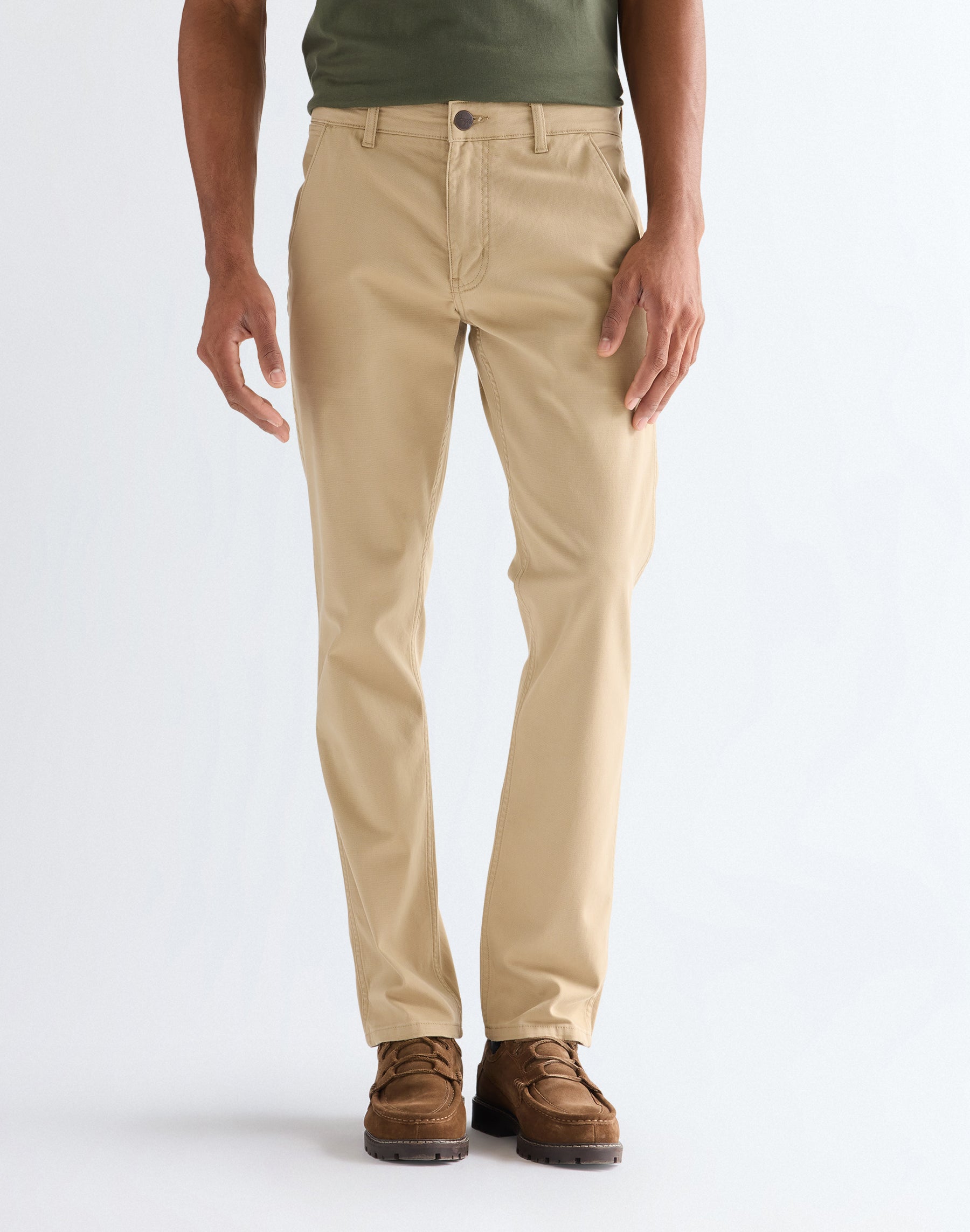Regular Chino in Cornstalk Hosen Wrangler