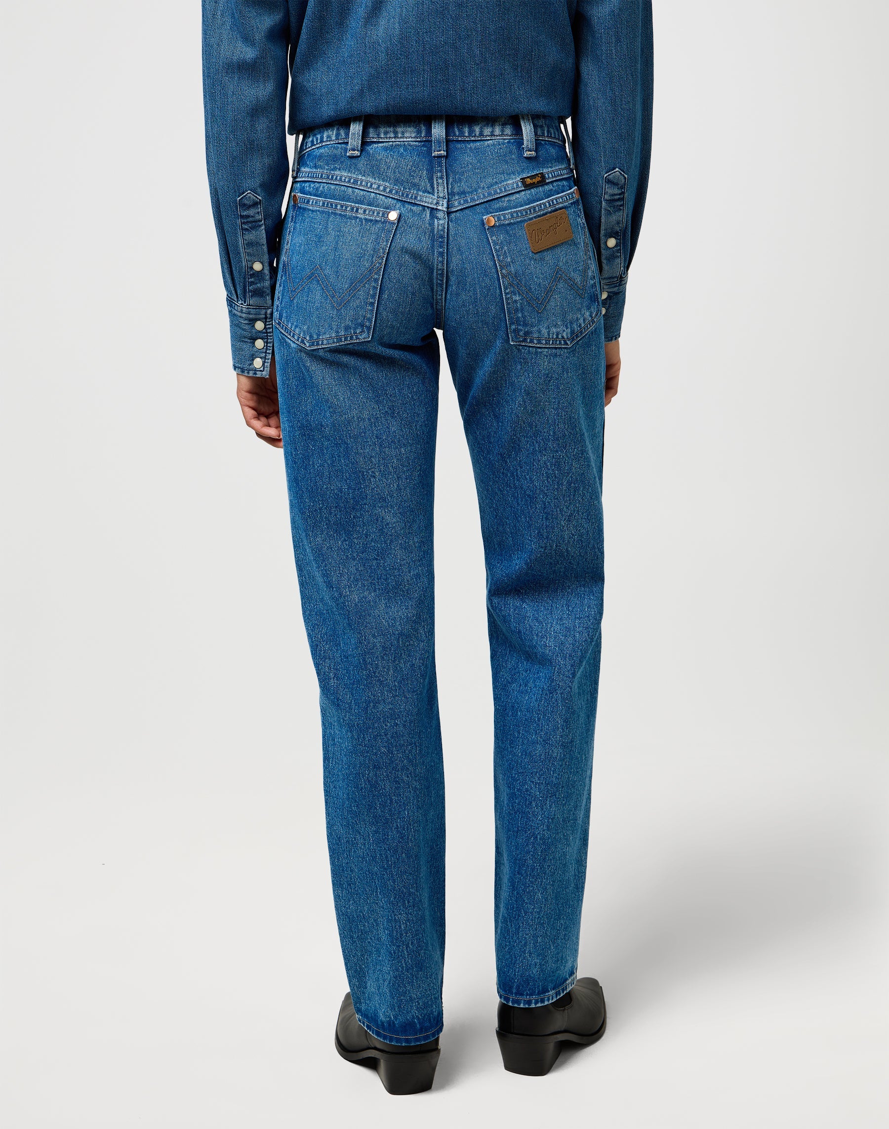 Low Rise Cowboy Jean in Lasso Lagoon Jeans Wrangler