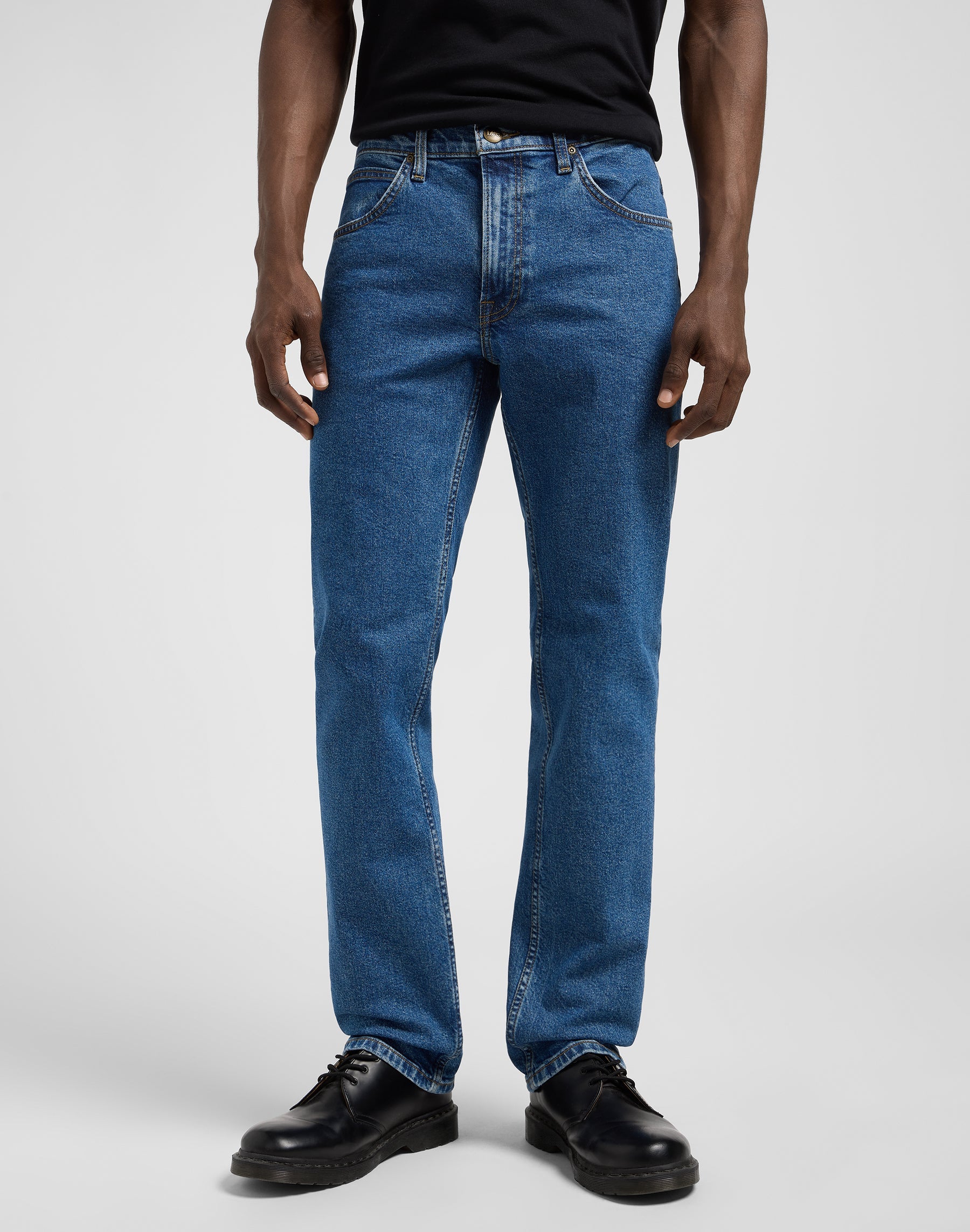 Brooklyn Straight in Belmont Jeans Lee