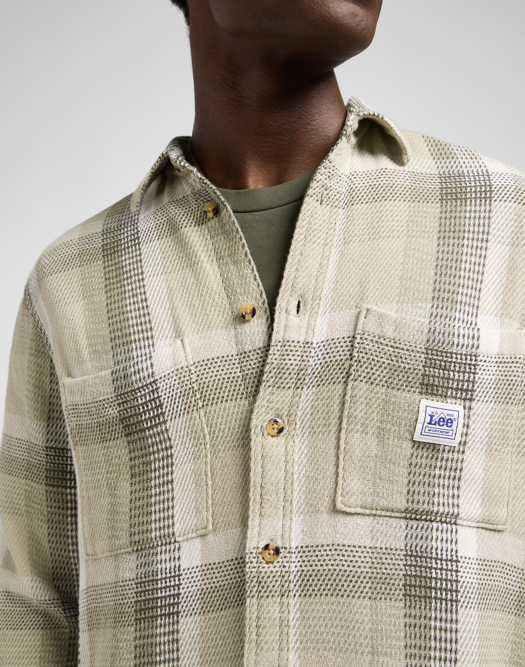Workwear Shirt 2.0 in Oak Moss Plaid Hemden Lee