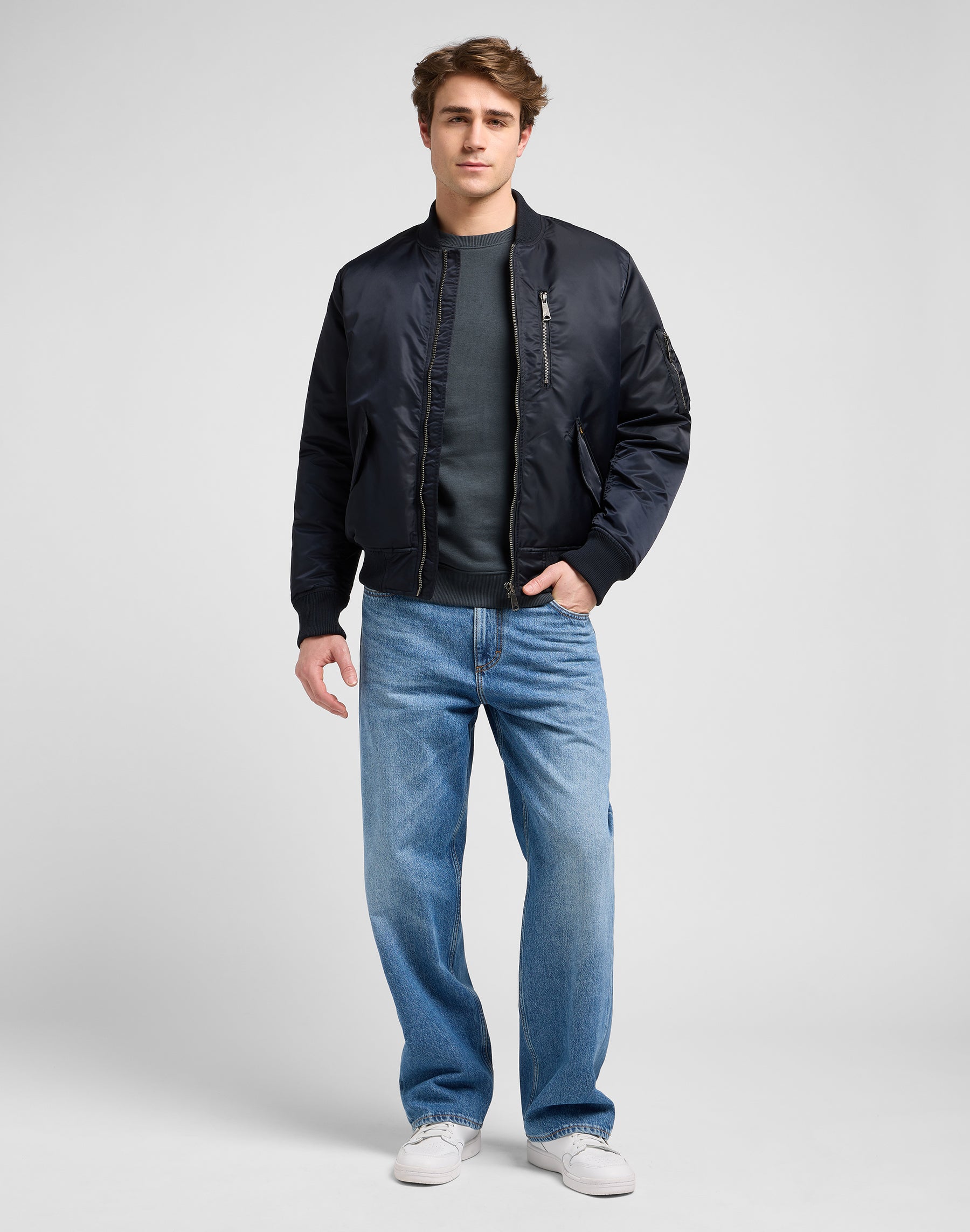 Bomber Jacket in Black Jacken Lee