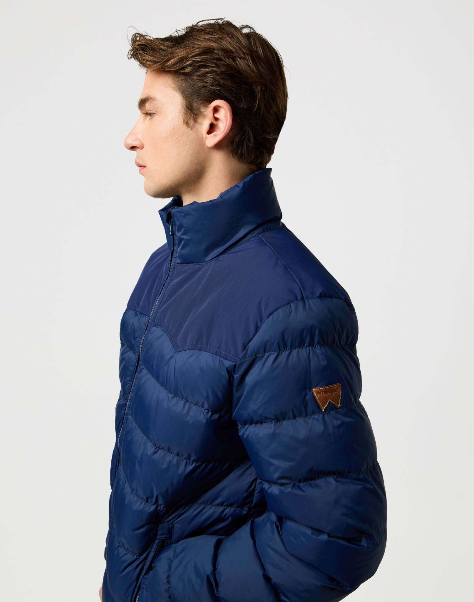 Packable Puffer in Navy Jacken Wrangler