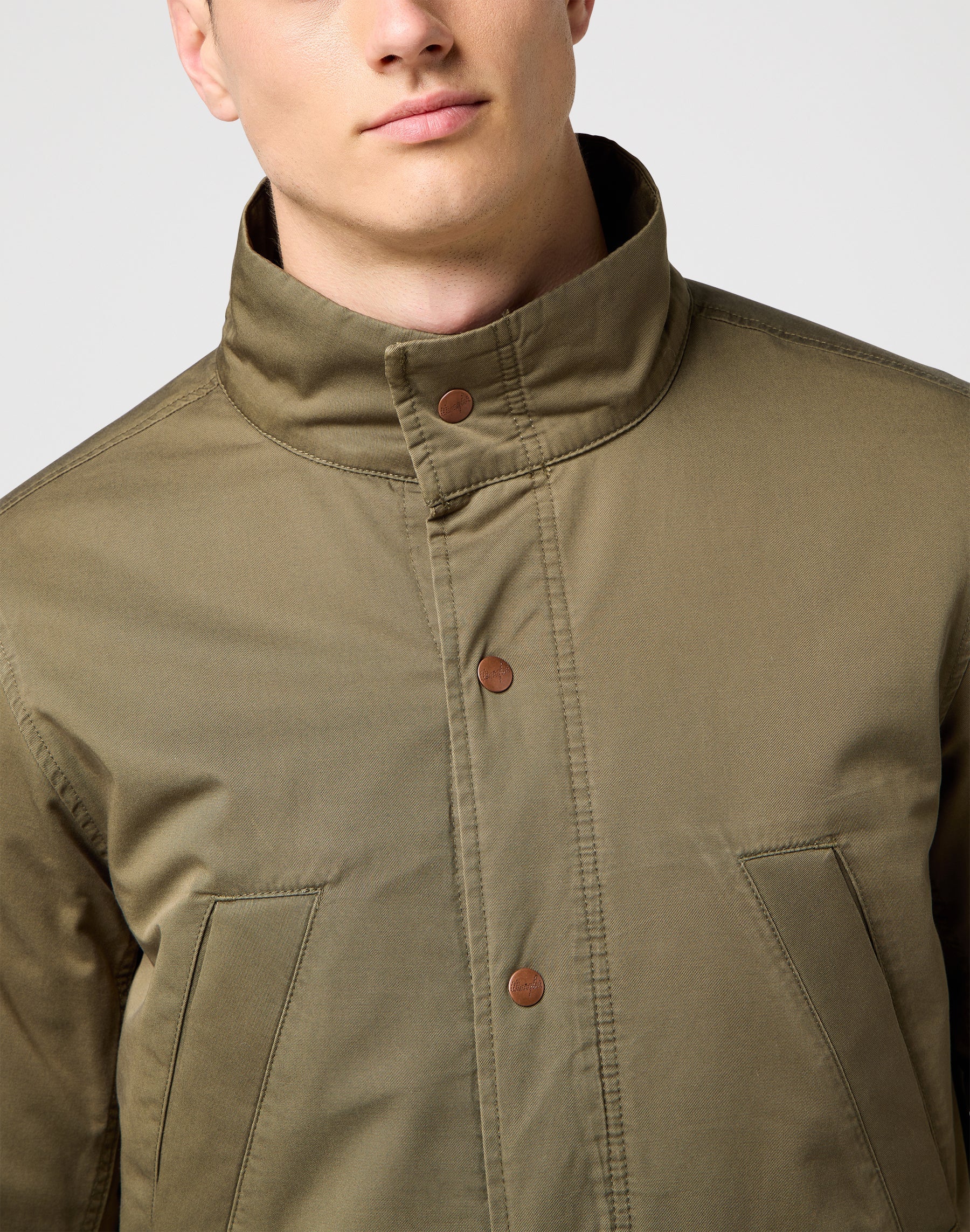 Field Jacket in Ivy Green Jacken Wrangler