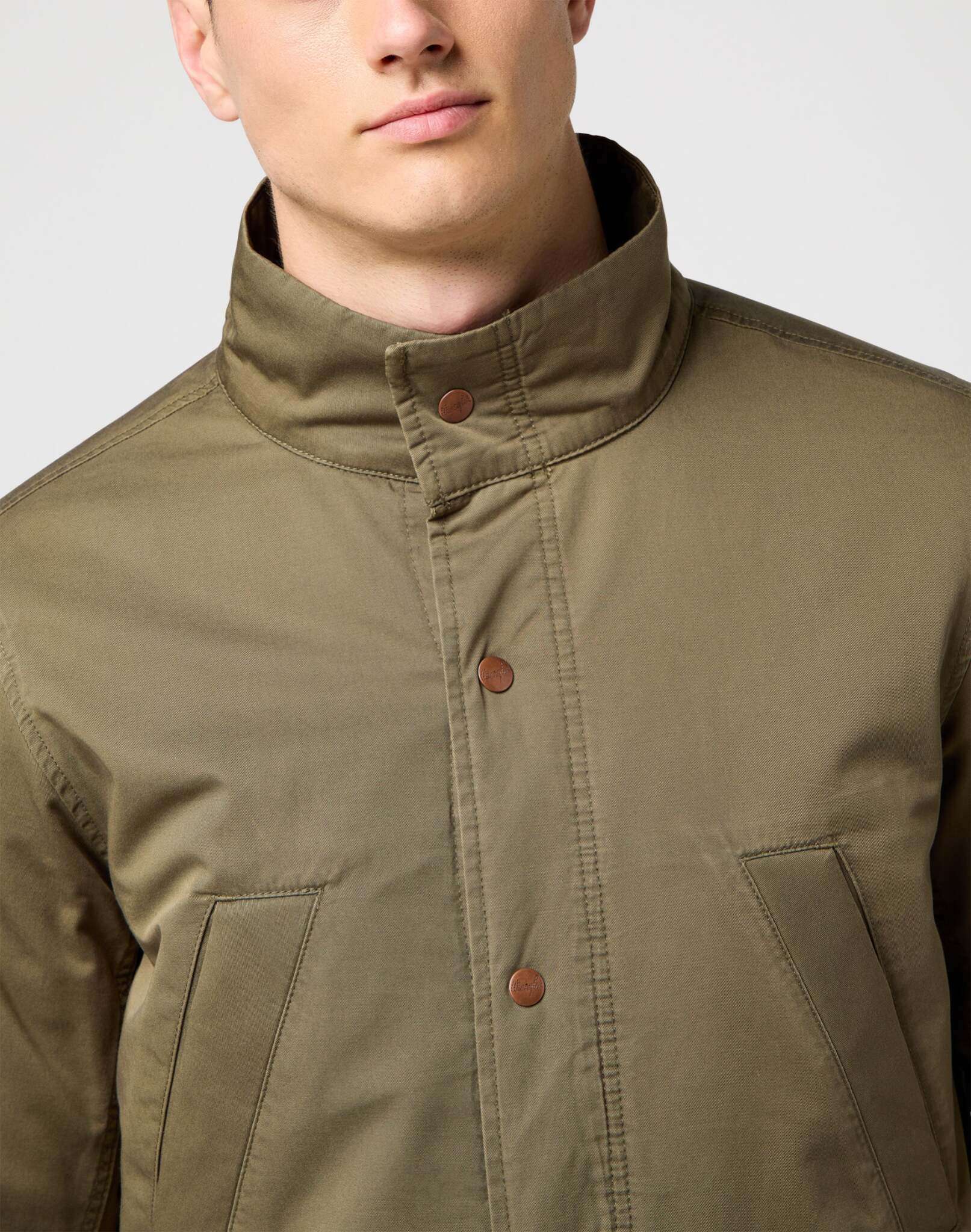 Field Jacket in Ivy Green Jacken Wrangler