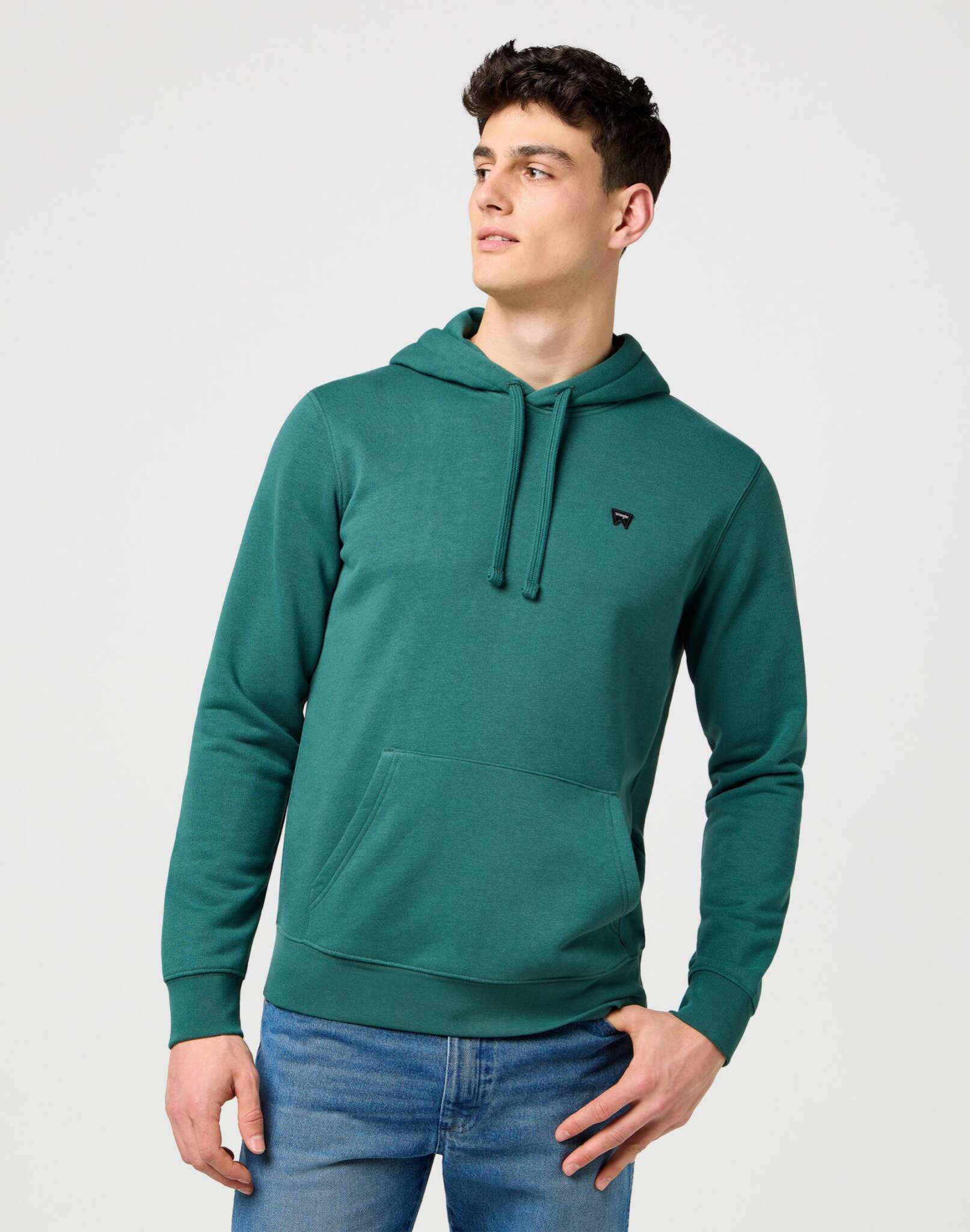 Sign Off Hoodie in Bistro Green Kapuzenpullover Wrangler