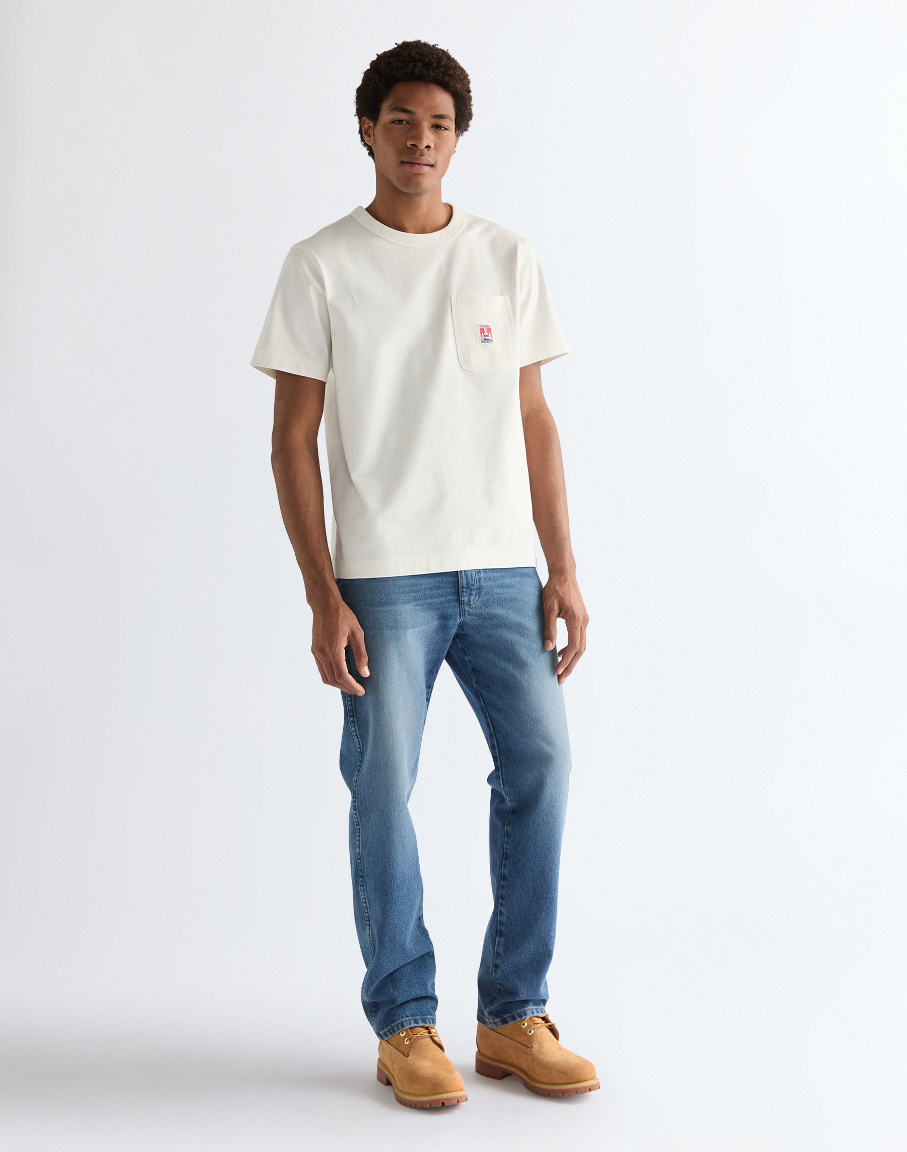Cj Pocket Tee in Worn White T-Shirts Wrangler