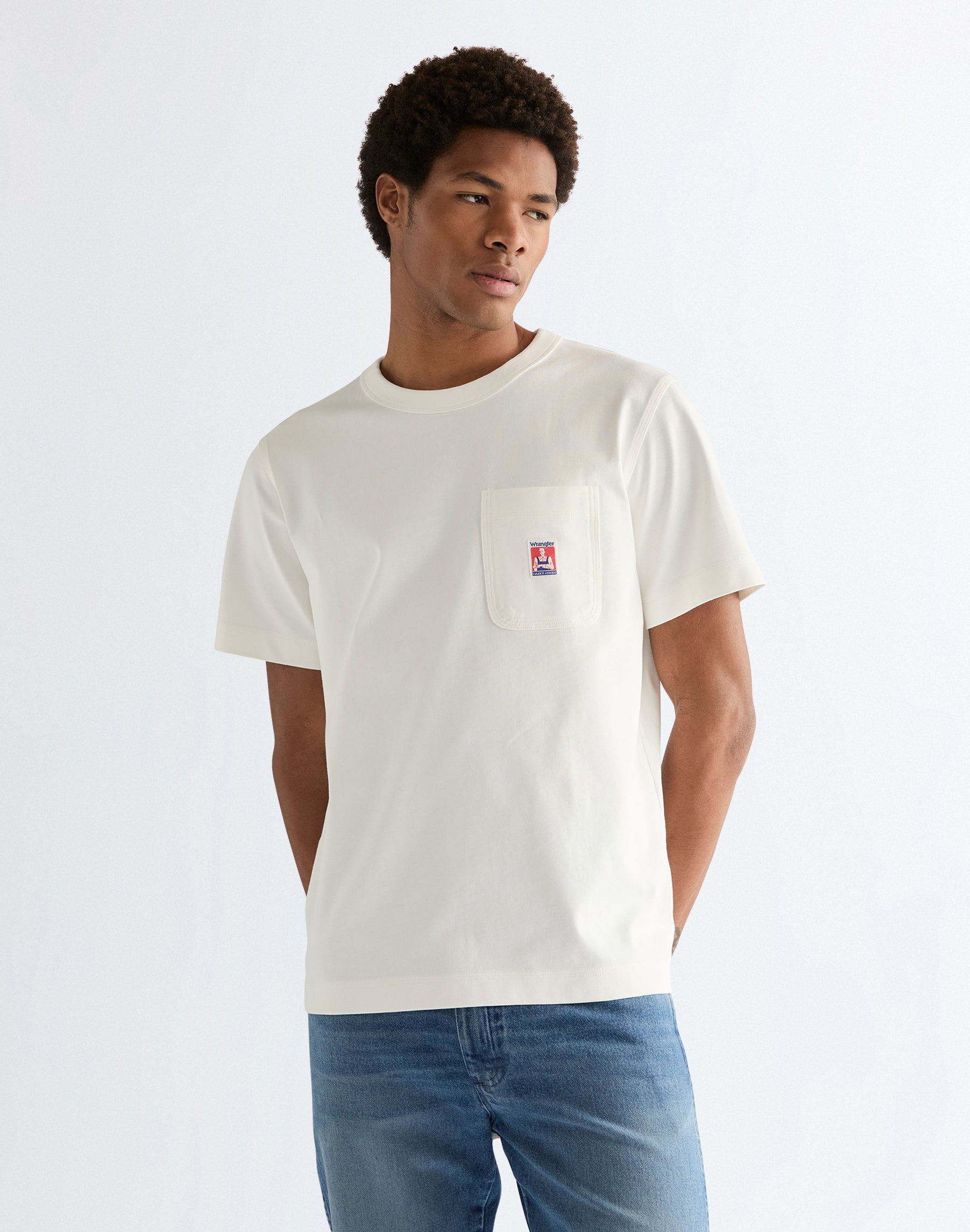 Cj Pocket Tee in Worn White T-Shirts Wrangler