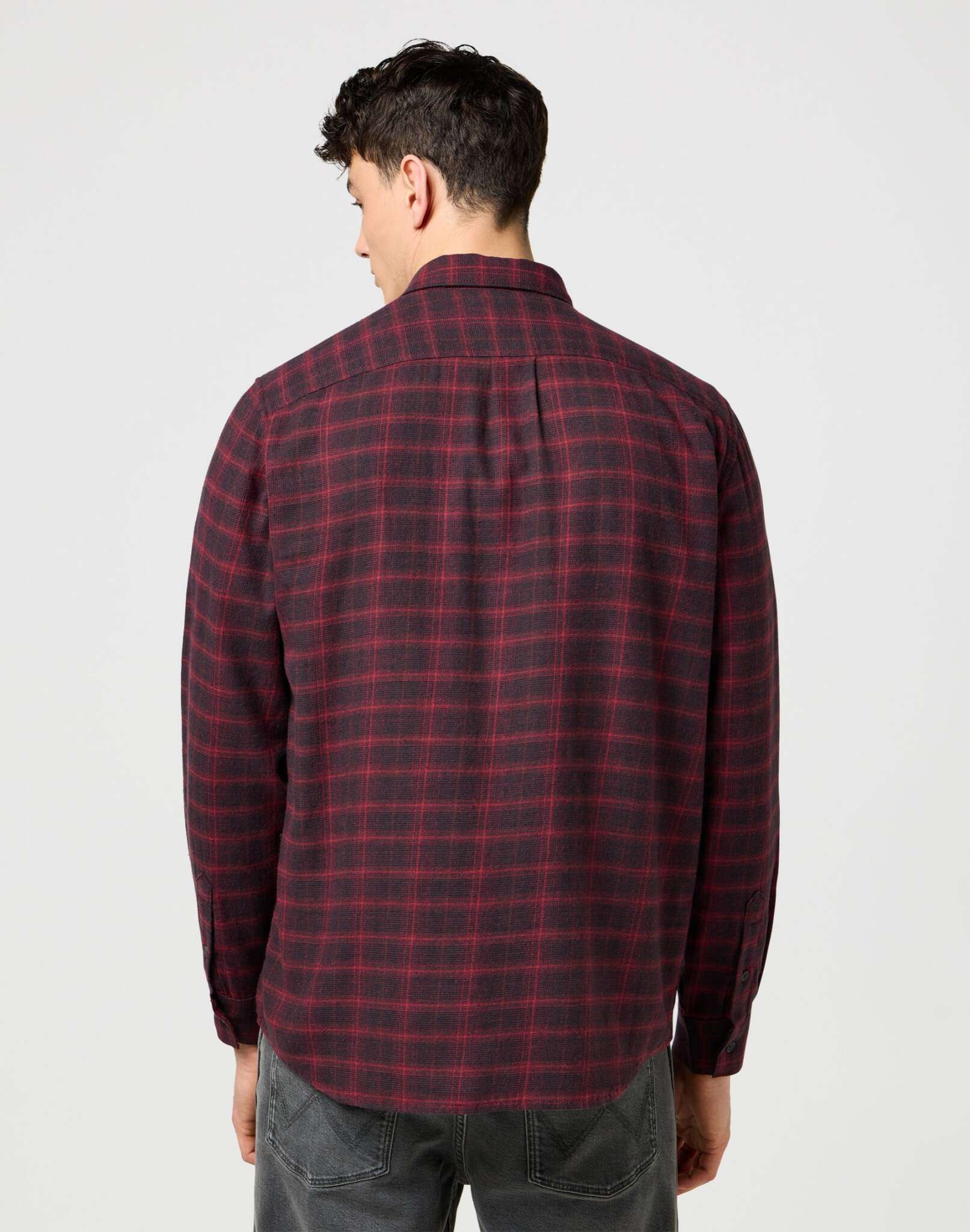 1 Pkt Flannel Shirt in Black Wine Hemden Wrangler