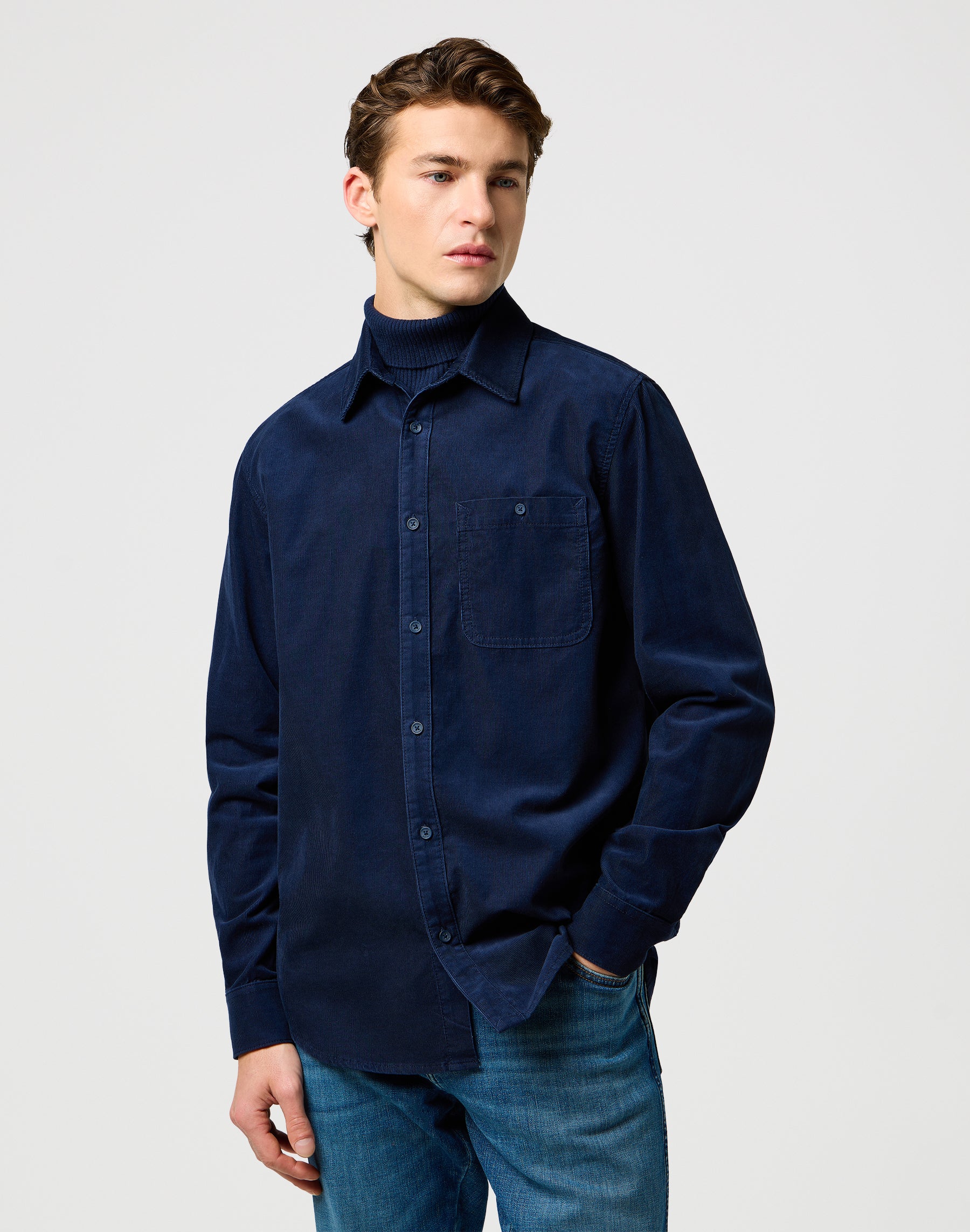 1 Pkt Corduroy Shirt in Navy Hemden Wrangler