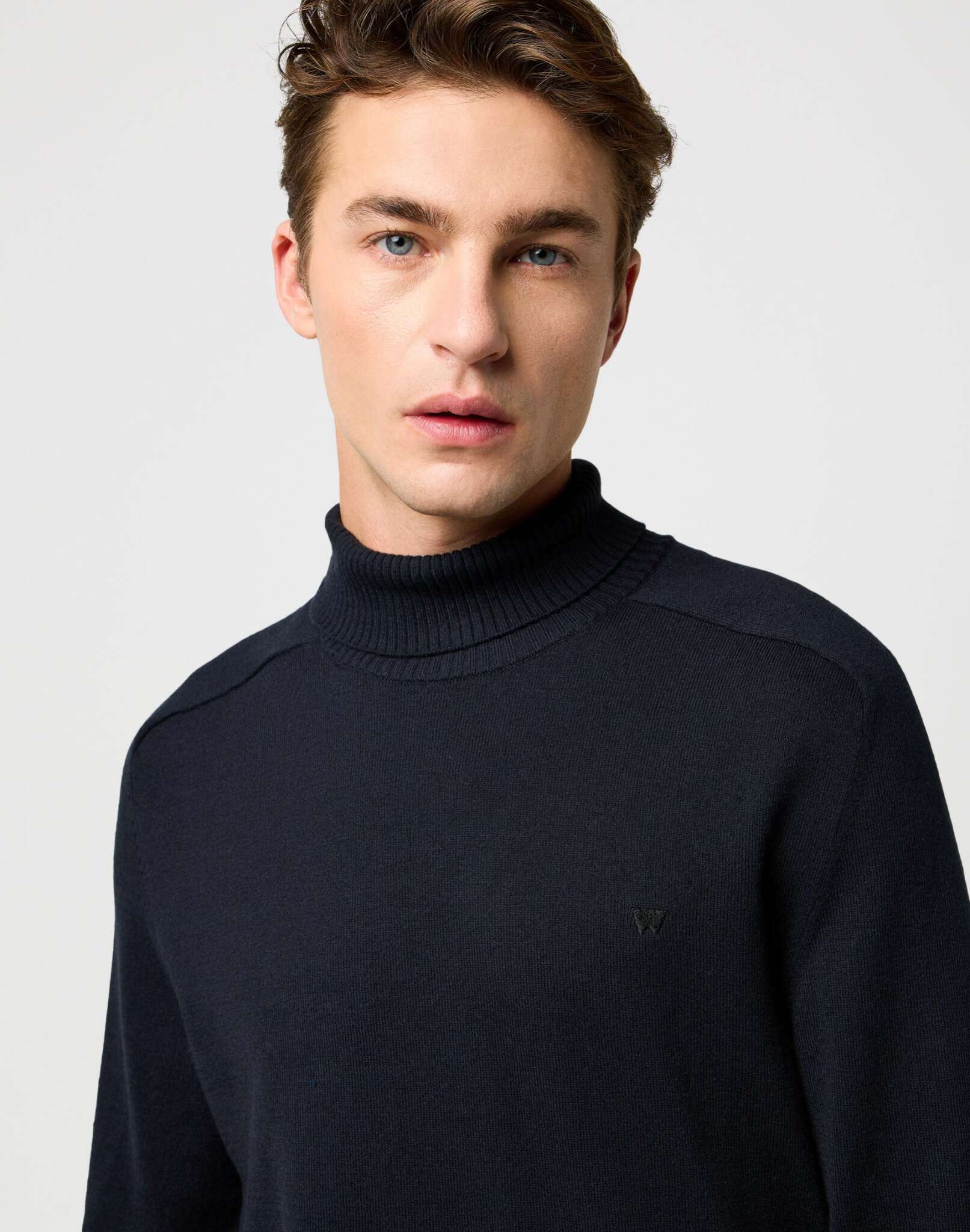 Turtleneck in Black Pullover Wrangler