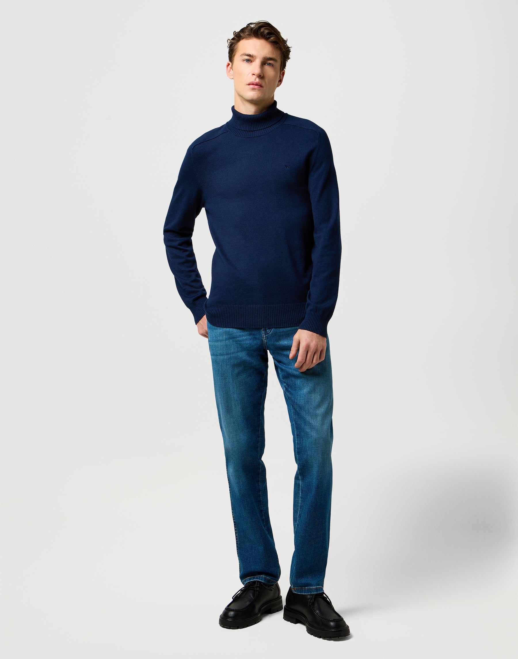 Turtleneck in Navy Pullover Wrangler