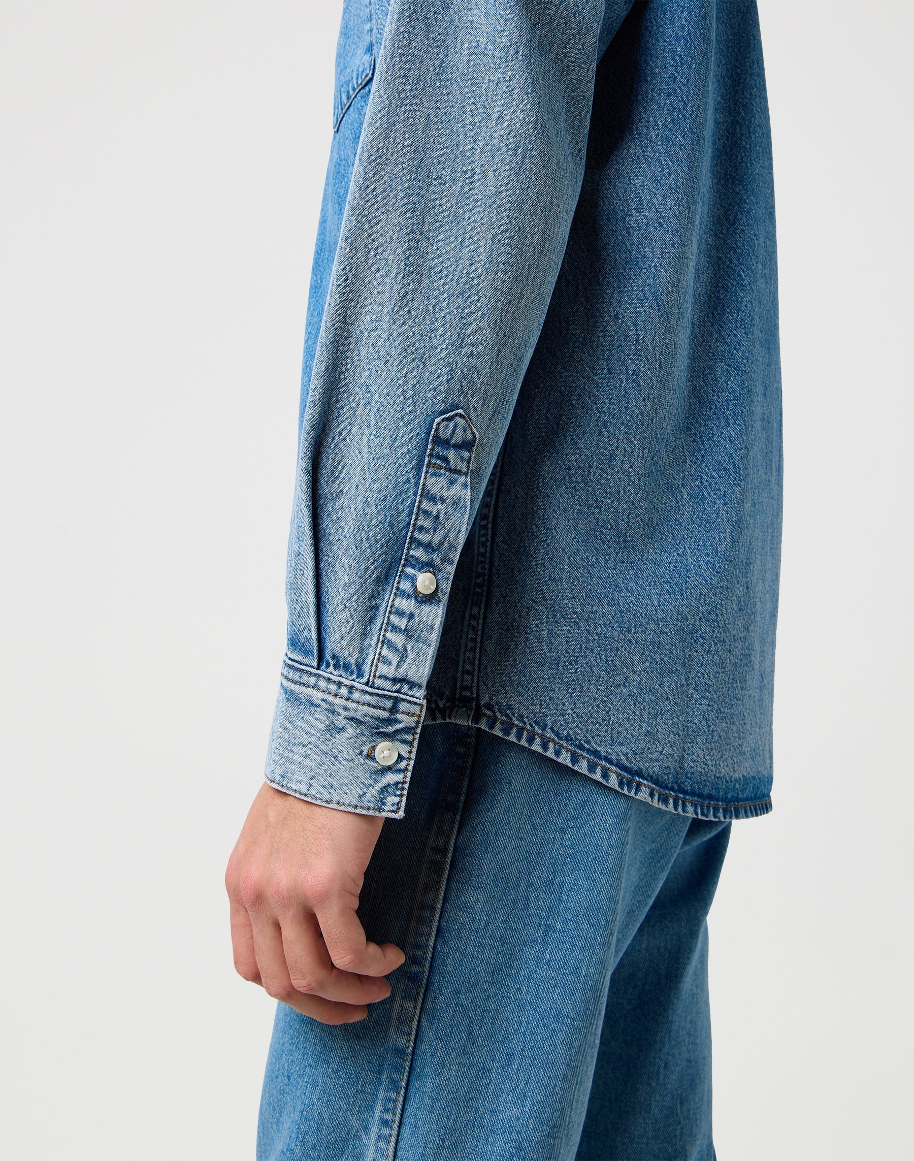 1 Pkt Shirt in Indigo Valley Hemden Wrangler