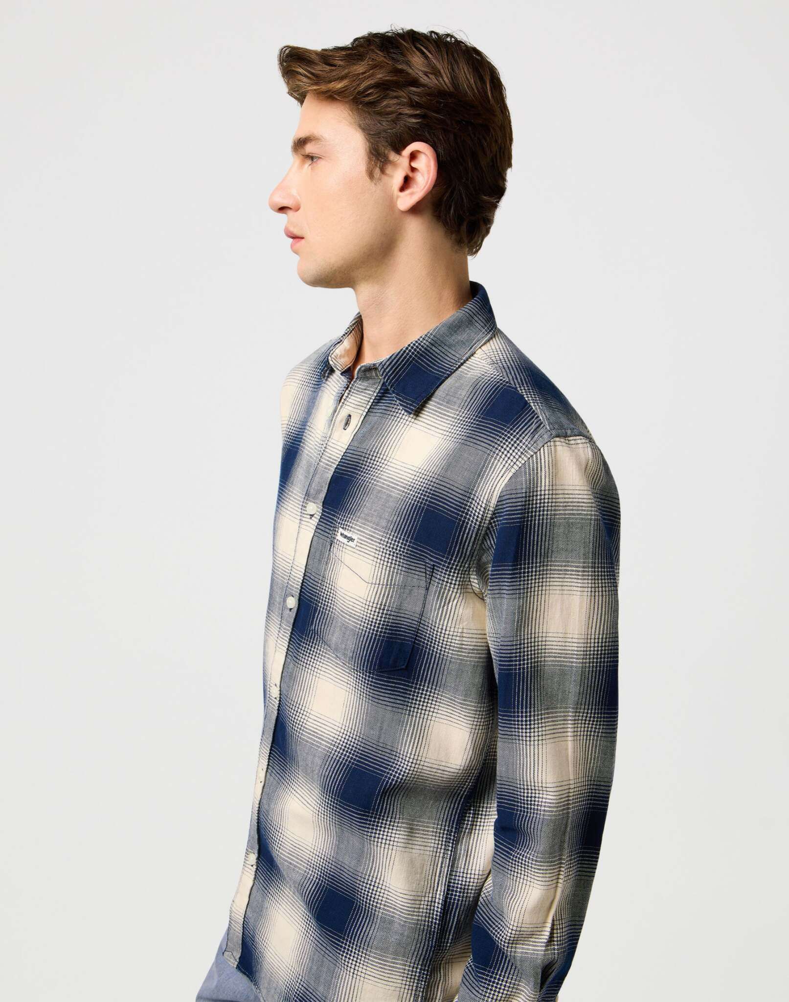 1 Pkt Indigo Shirt in Dusty Blue Hemden Wrangler