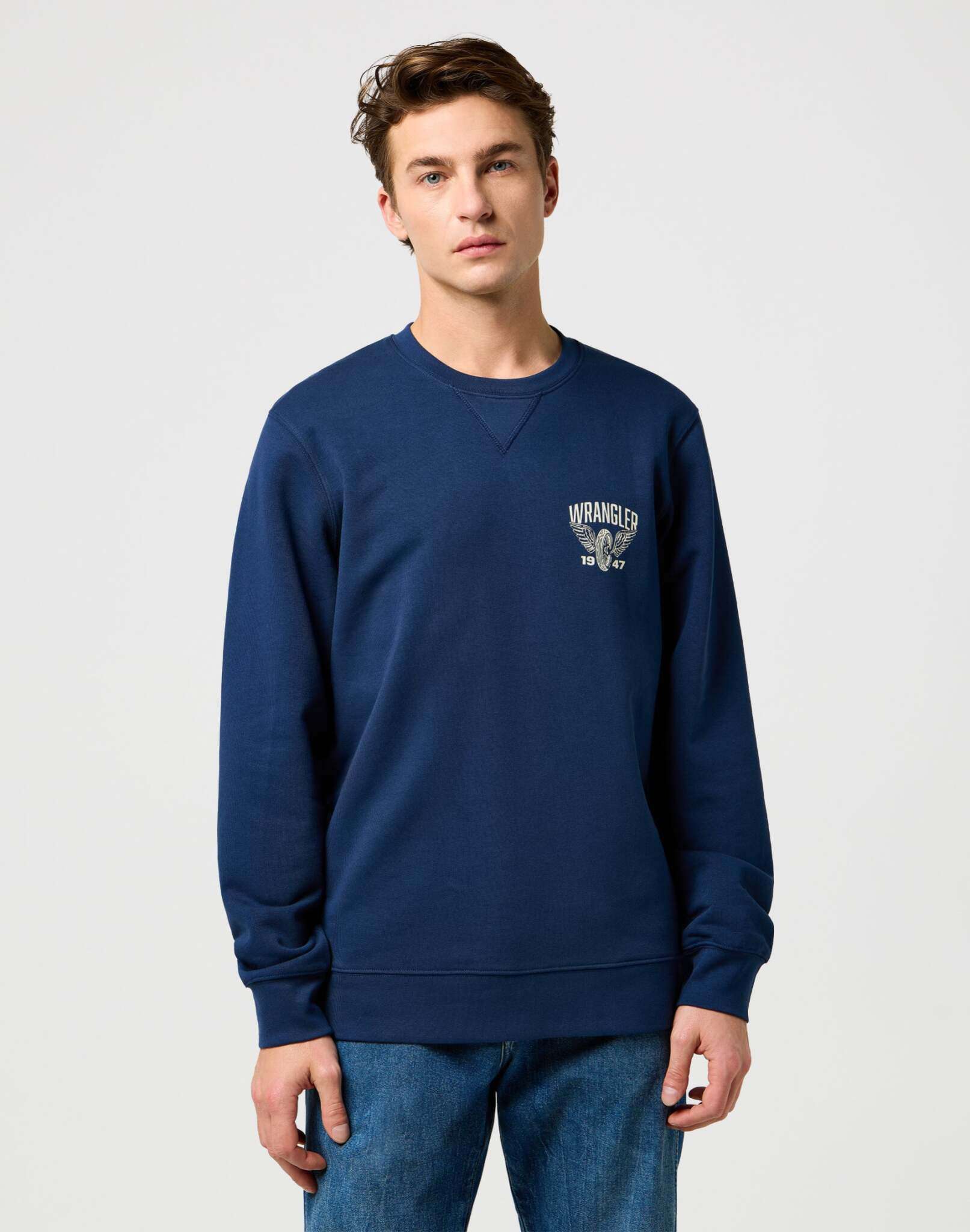 Americana Crew in Navy Sweatshirts Wrangler