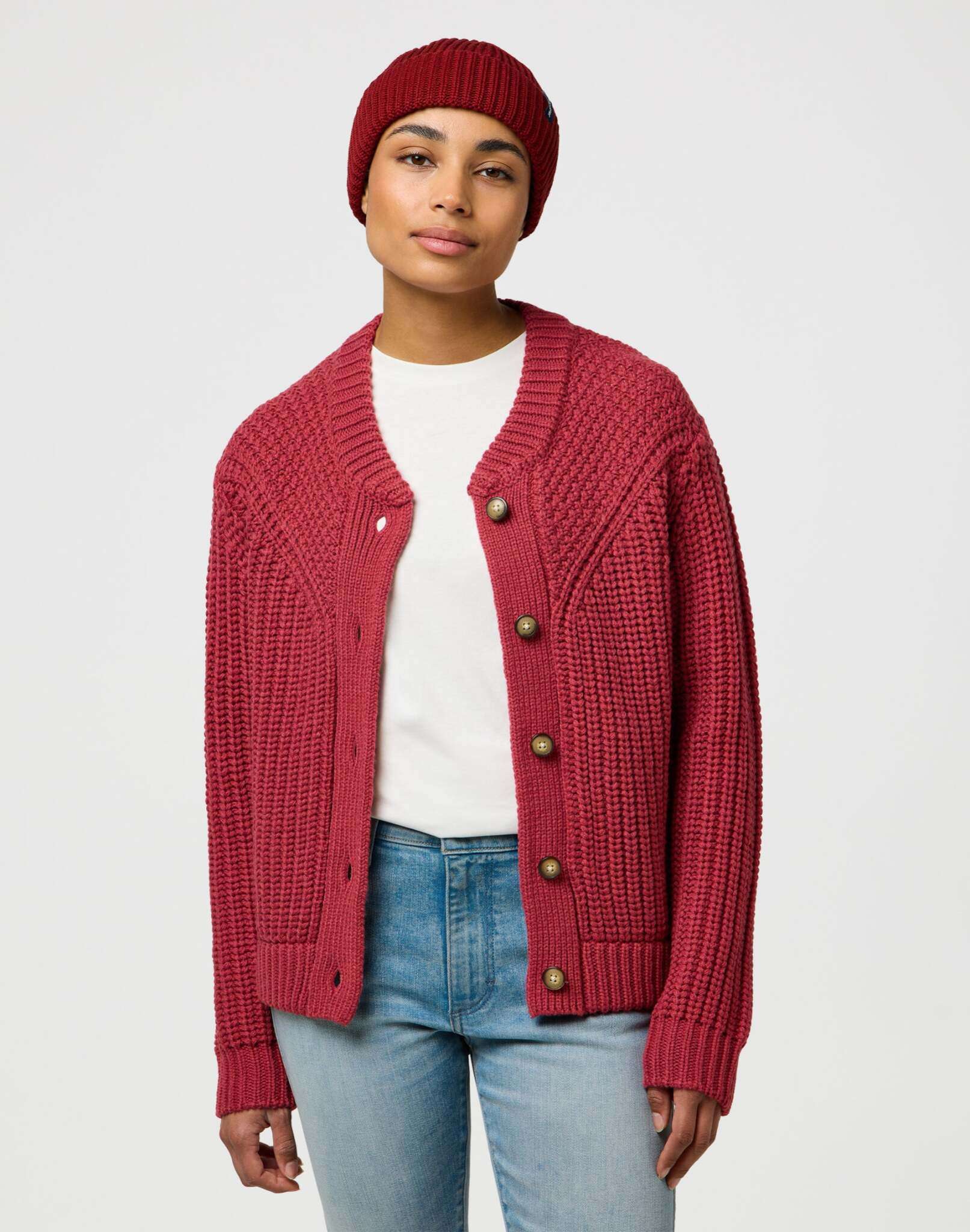 Sign Off Beanie in Fired Brick Mützen Wrangler