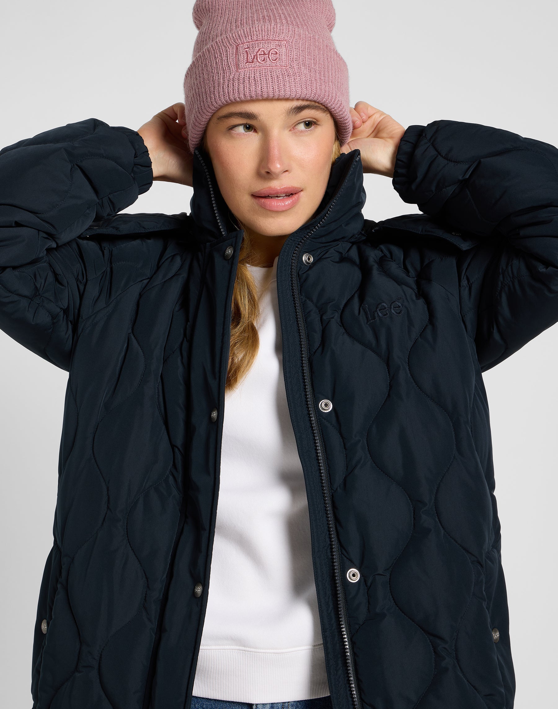 Core Beanie in Plumberry Mützen Lee