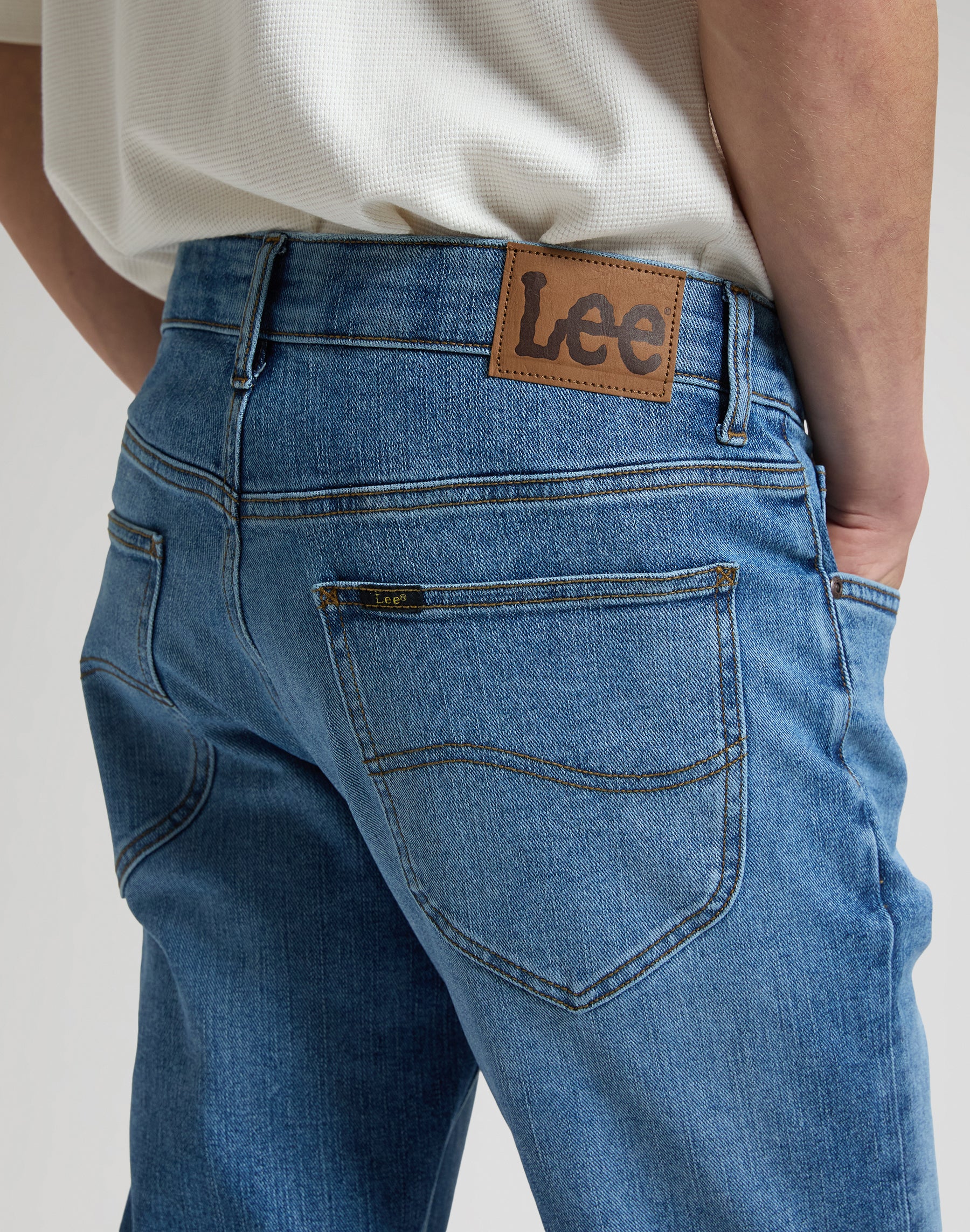 Daren in Ernie Jeans Lee