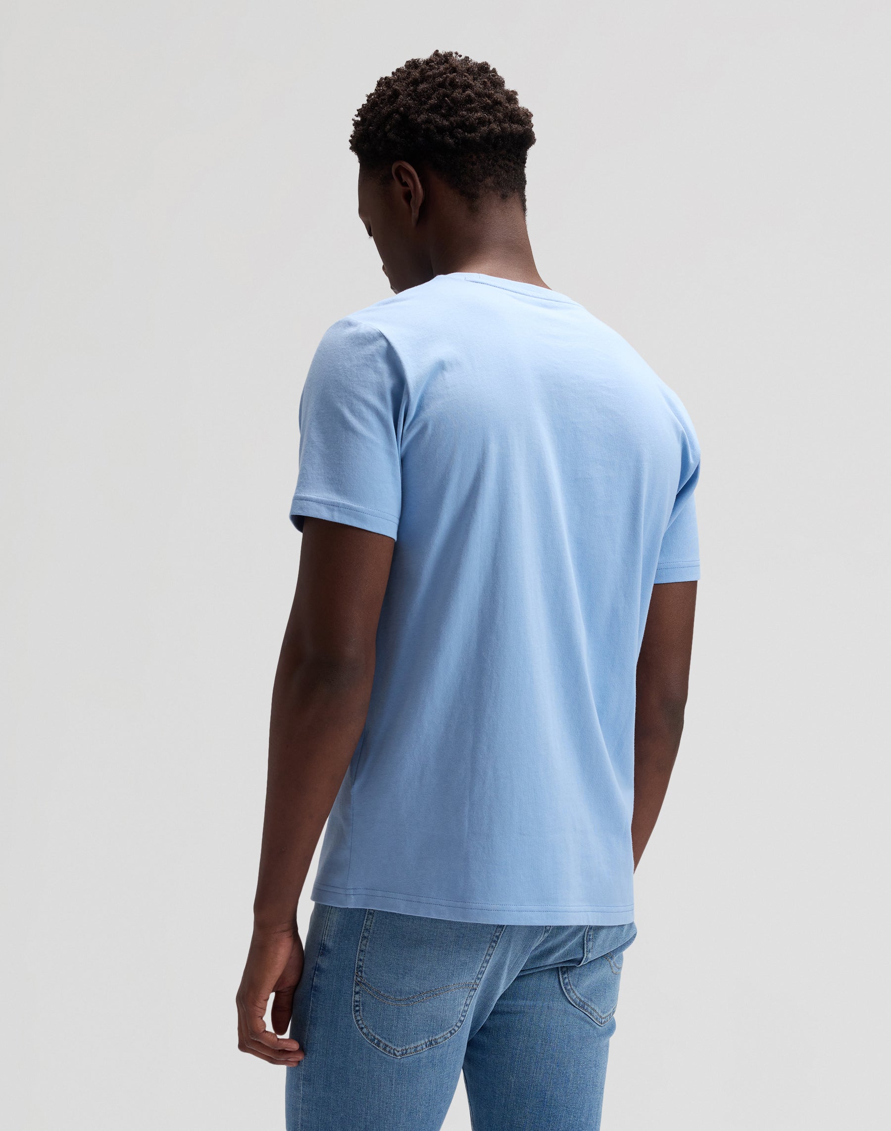 Ss Patch Logo Tee in Halogen T-Shirts Lee