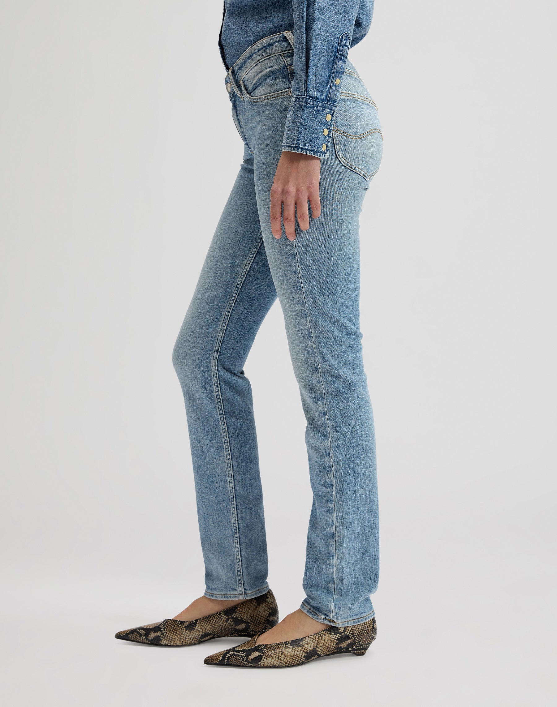 Elly en jean Light Approach Lee