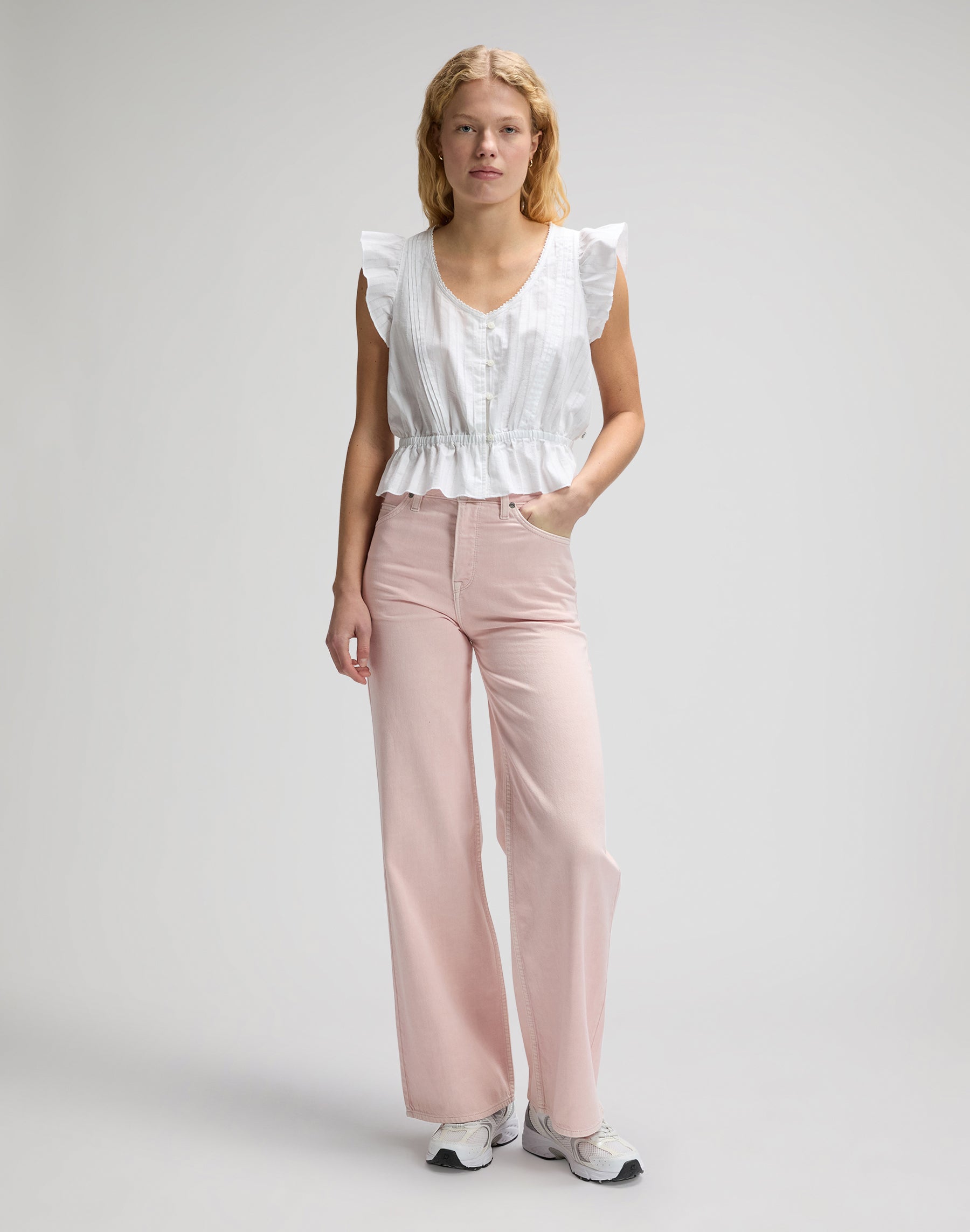 Ruffle Sleeve Shirt in Bright White Hemden Lee