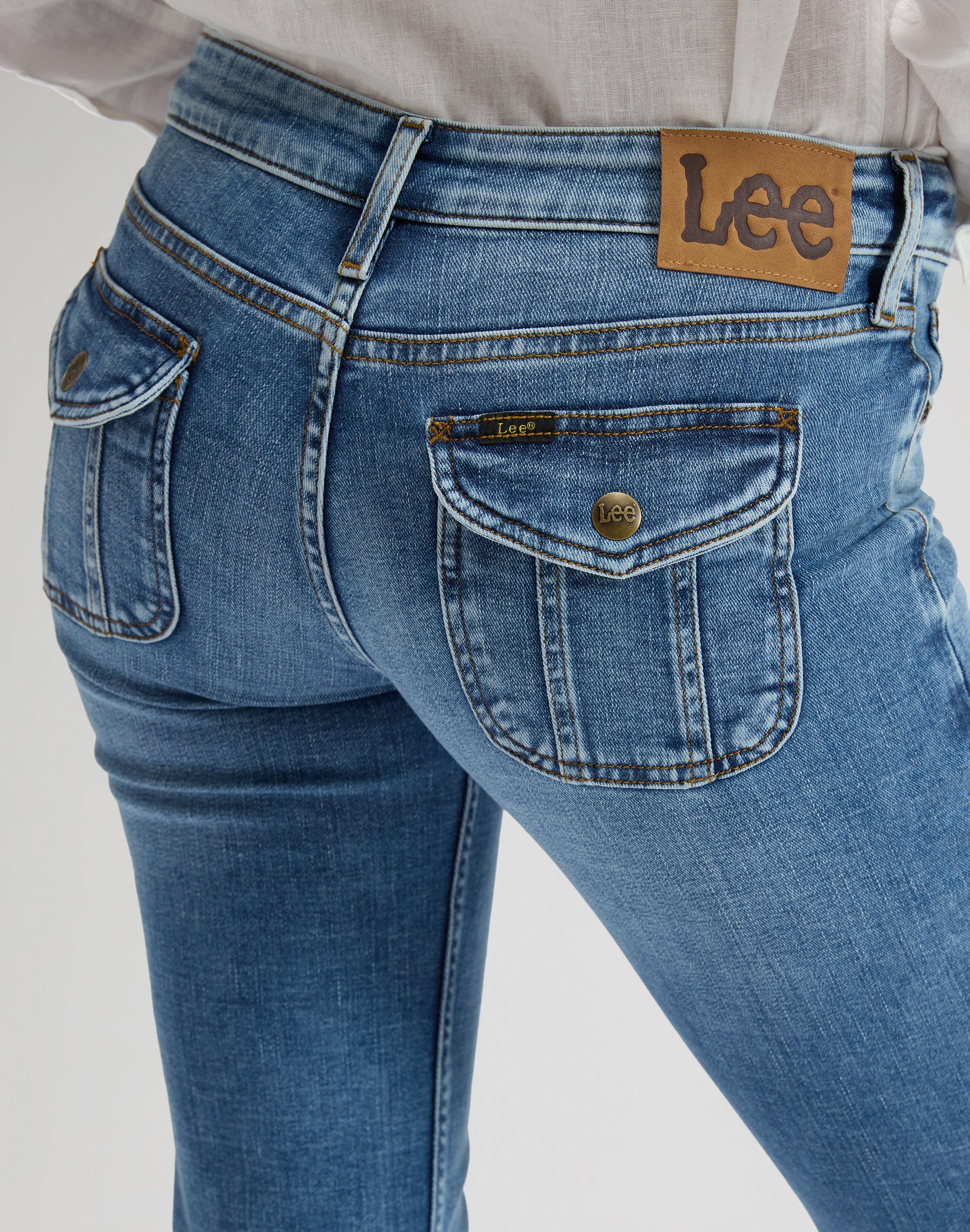 Flap Pocket Jessica in Lapis Blue Jeans Lee