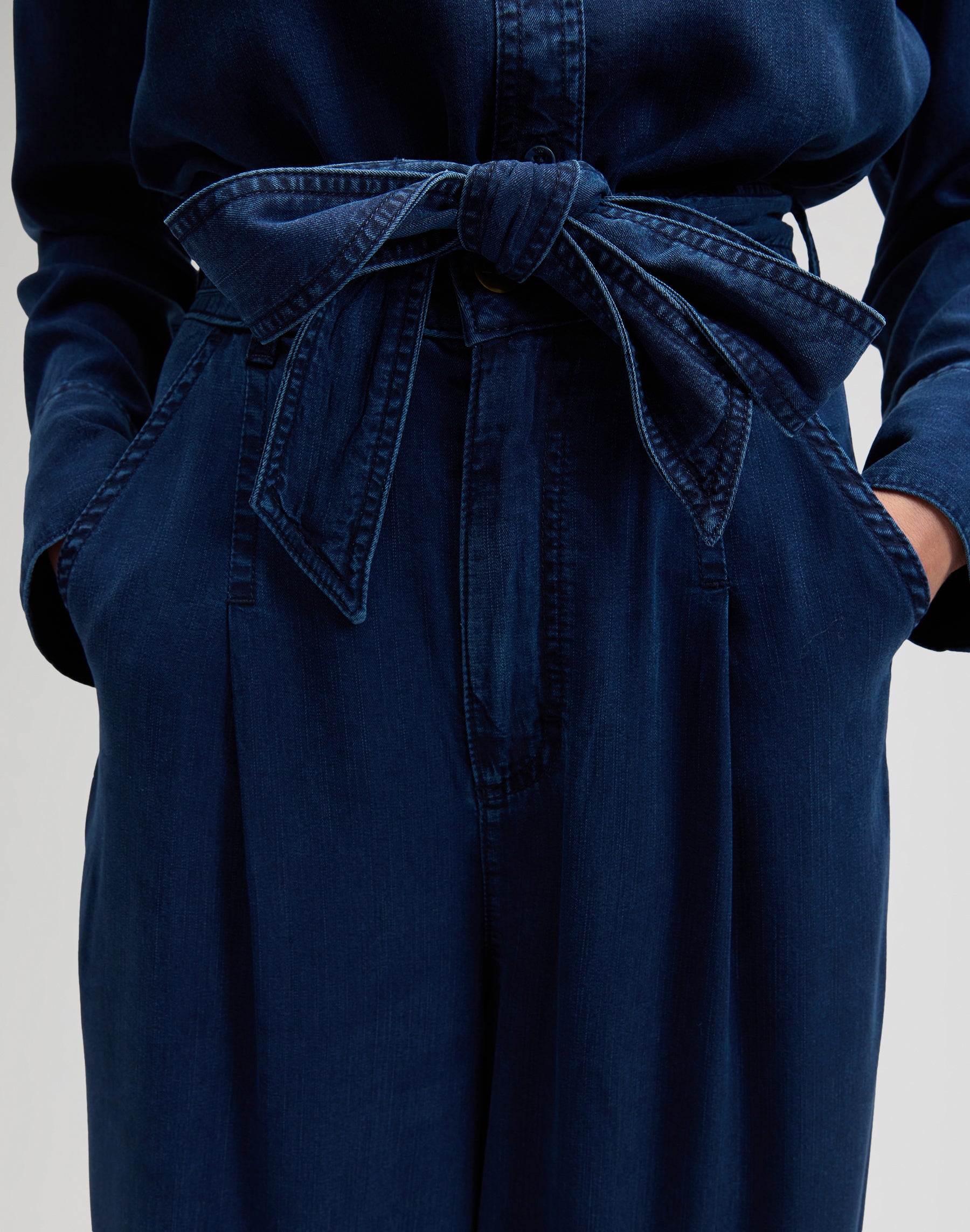 Pleated Wide Leg in Sunset Ride Hosen Lee