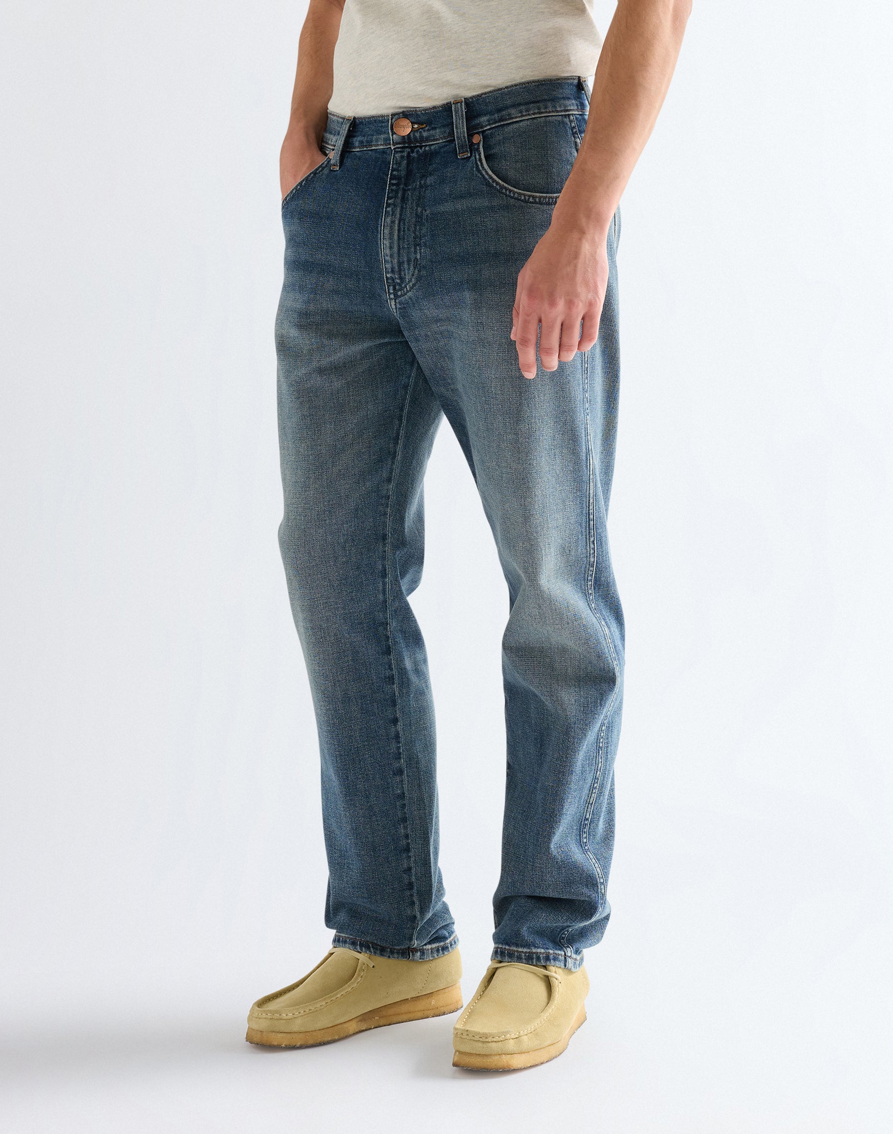 Frontier in Dusk Jeans Wrangler