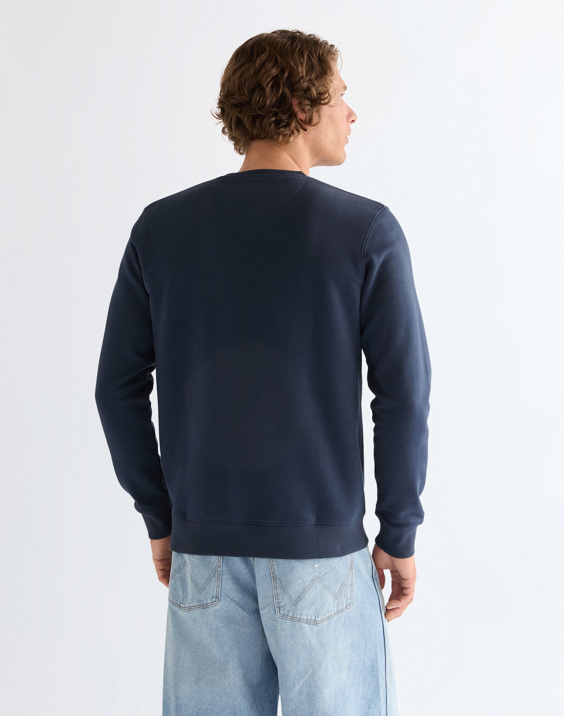 Embroidery Crew in Navy Sweatshirts Wrangler