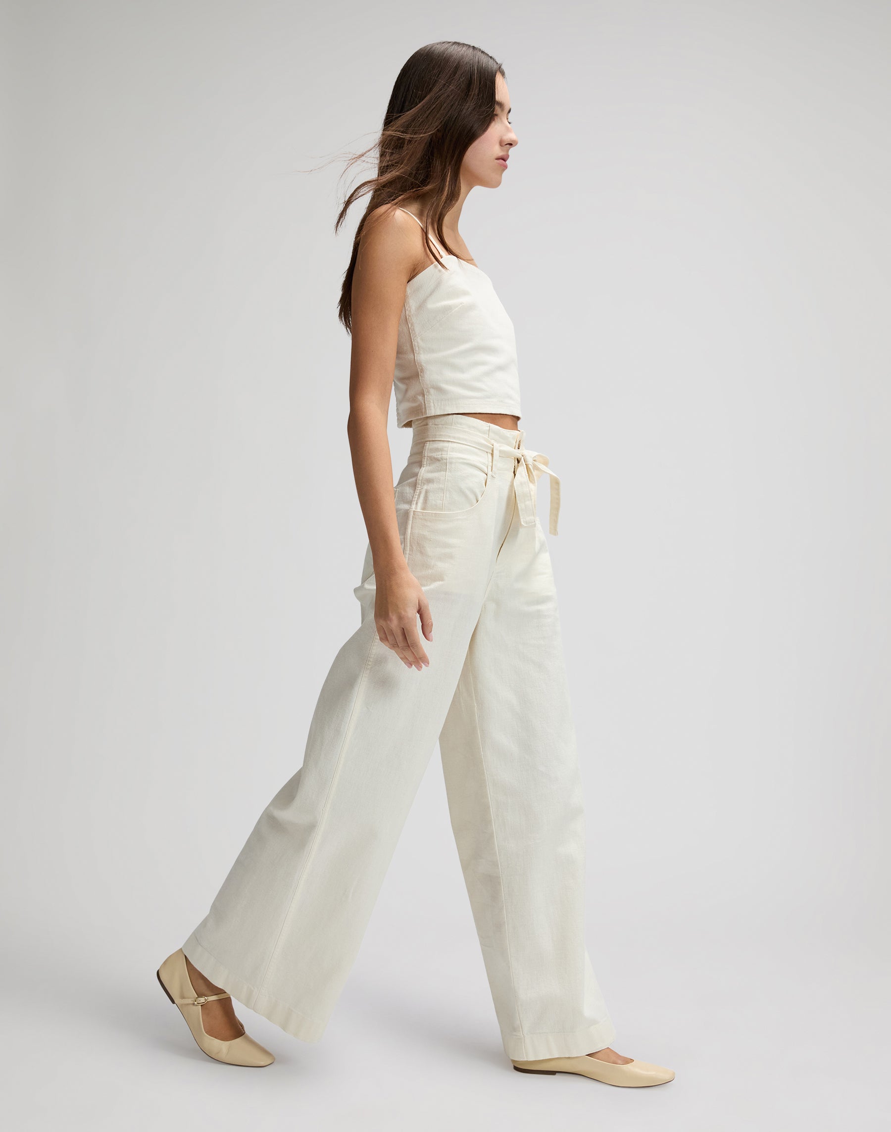 Pleated Trouser in Natural Hosen Lee