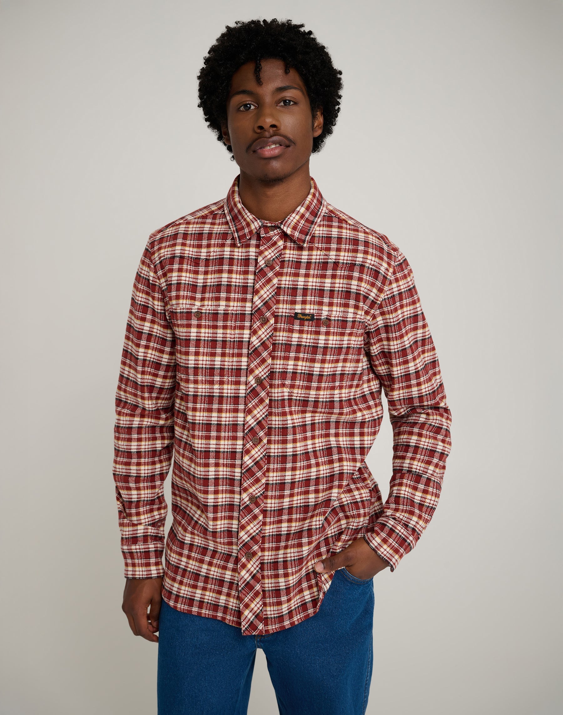 Will Shirt in Fired Brick Hemden Wrangler