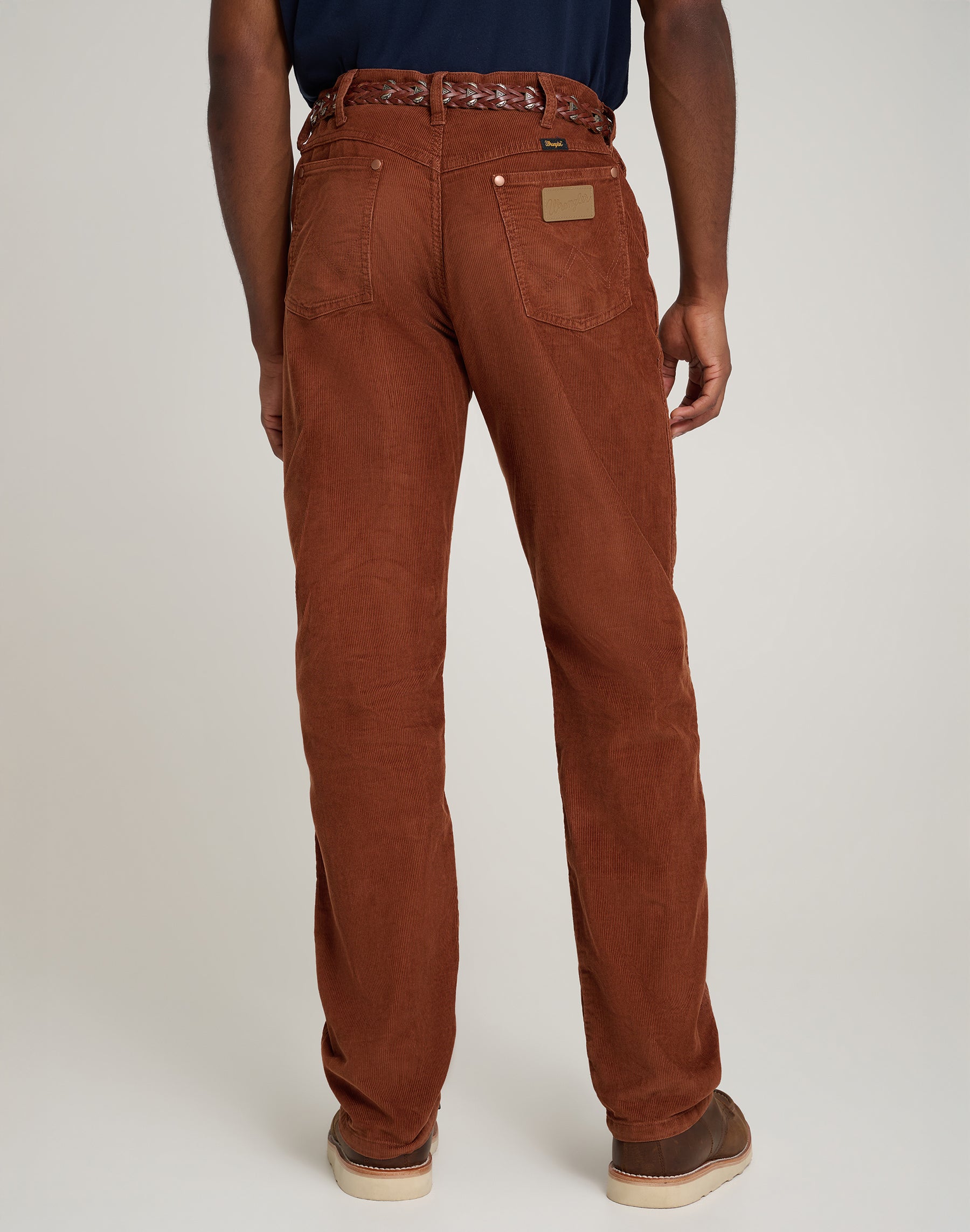 13Mwz in Brown Hosen Wrangler