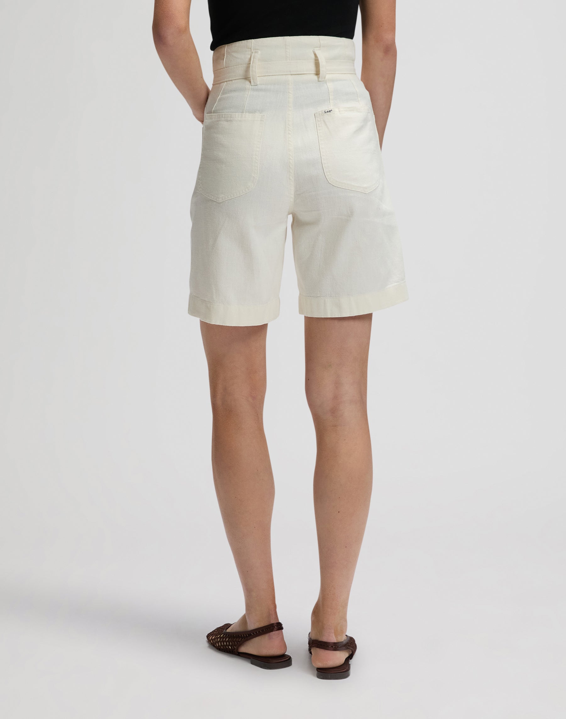 Pleated Bermuda in Natural Shorts Lee