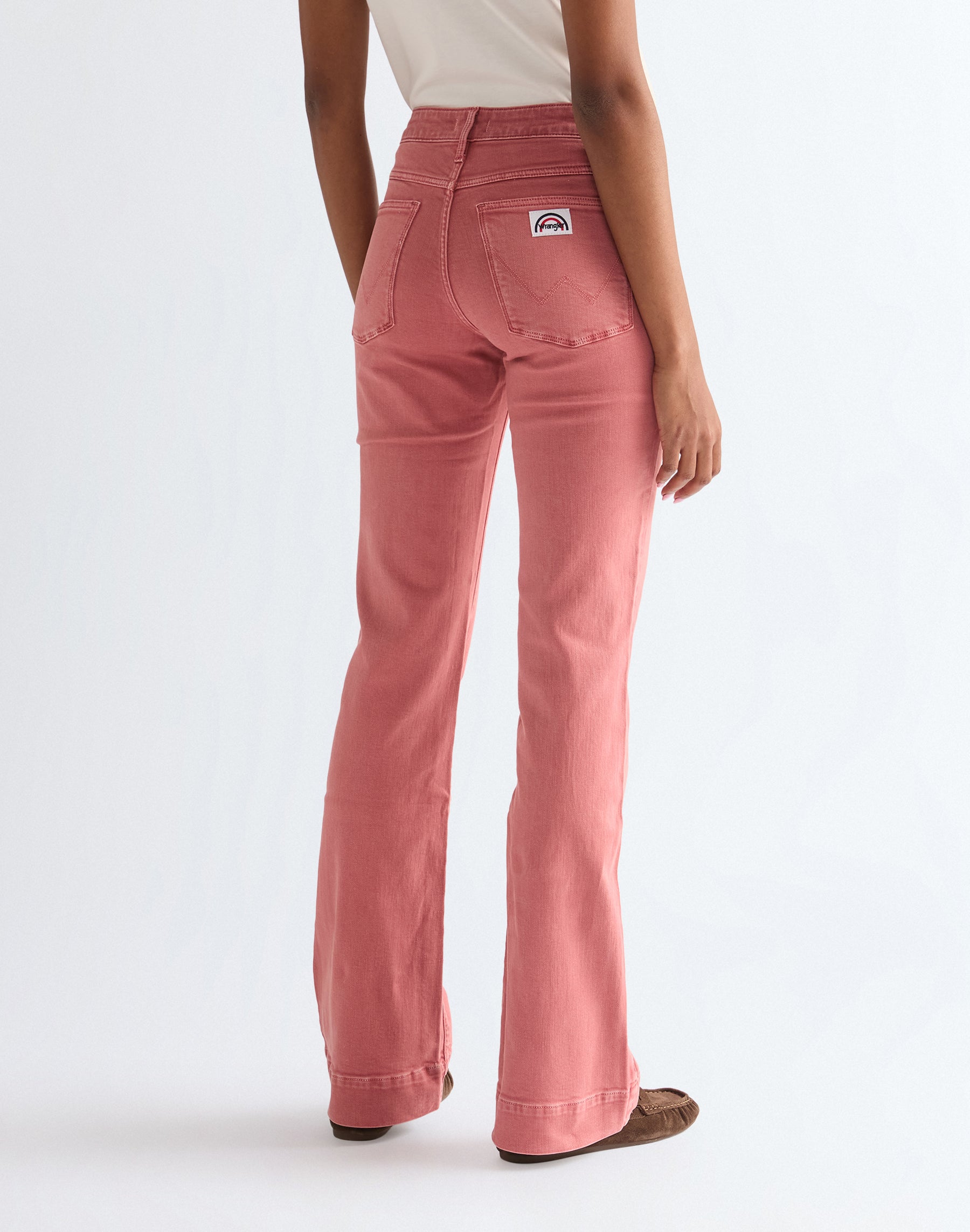 Flare in Washed Red Jeans Wrangler