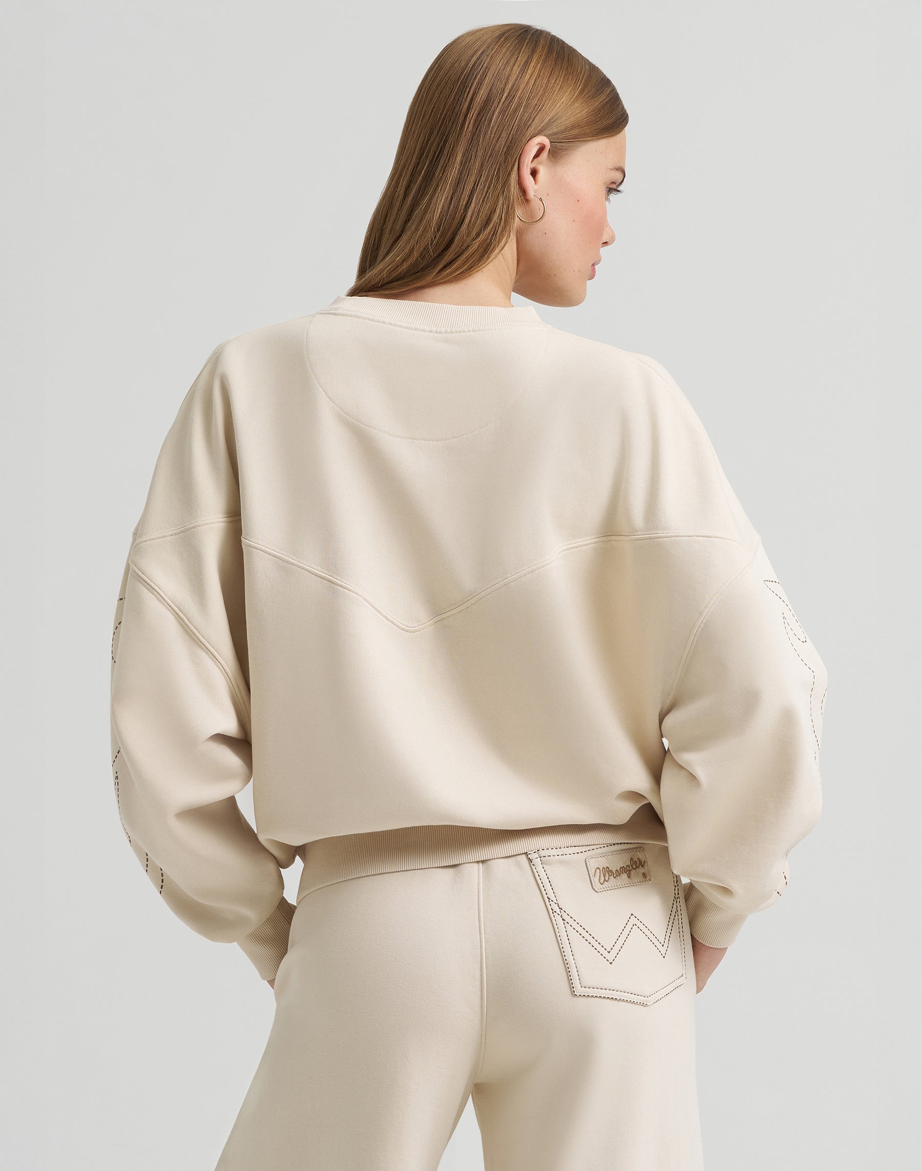 Cowboy Sweatshirt in Cream Sweatshirts Wrangler