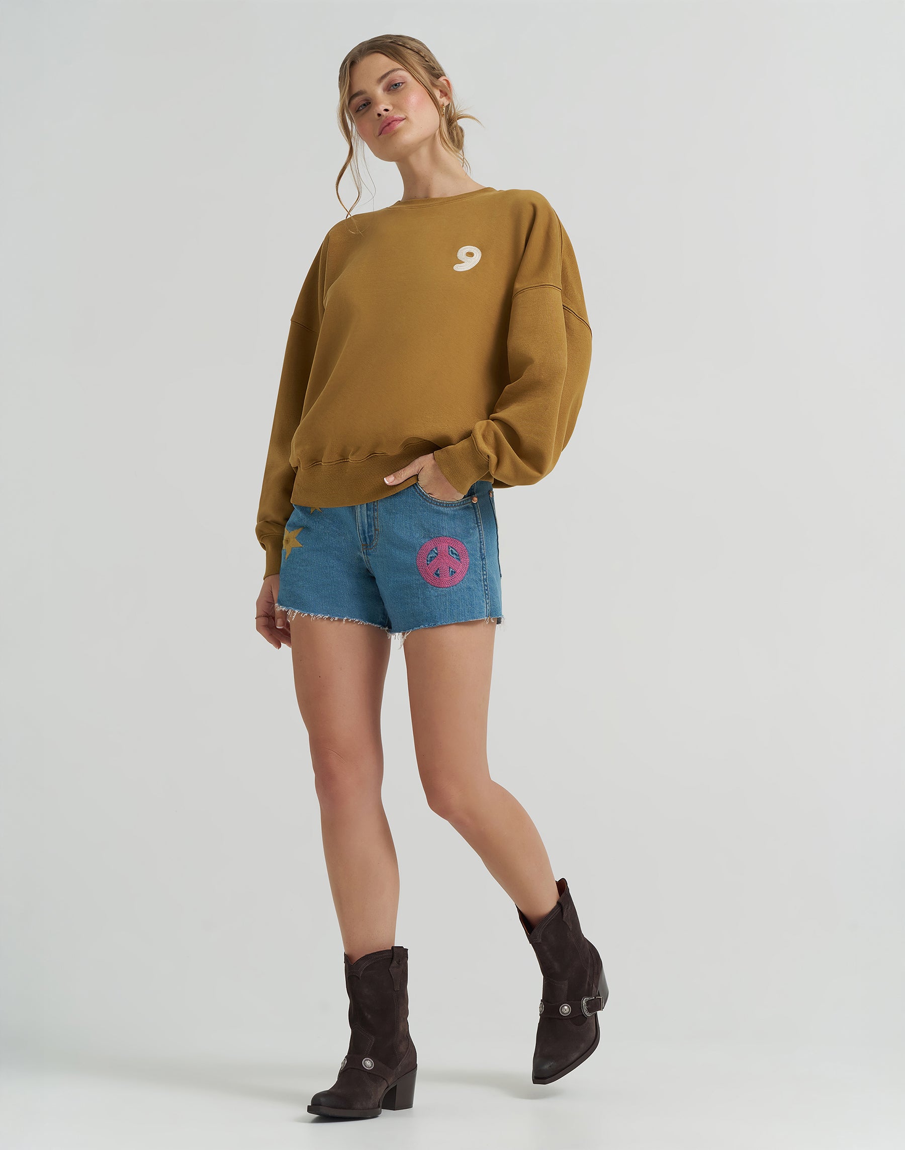 Short cowboy brodé 3 pouces en denim Wrangler