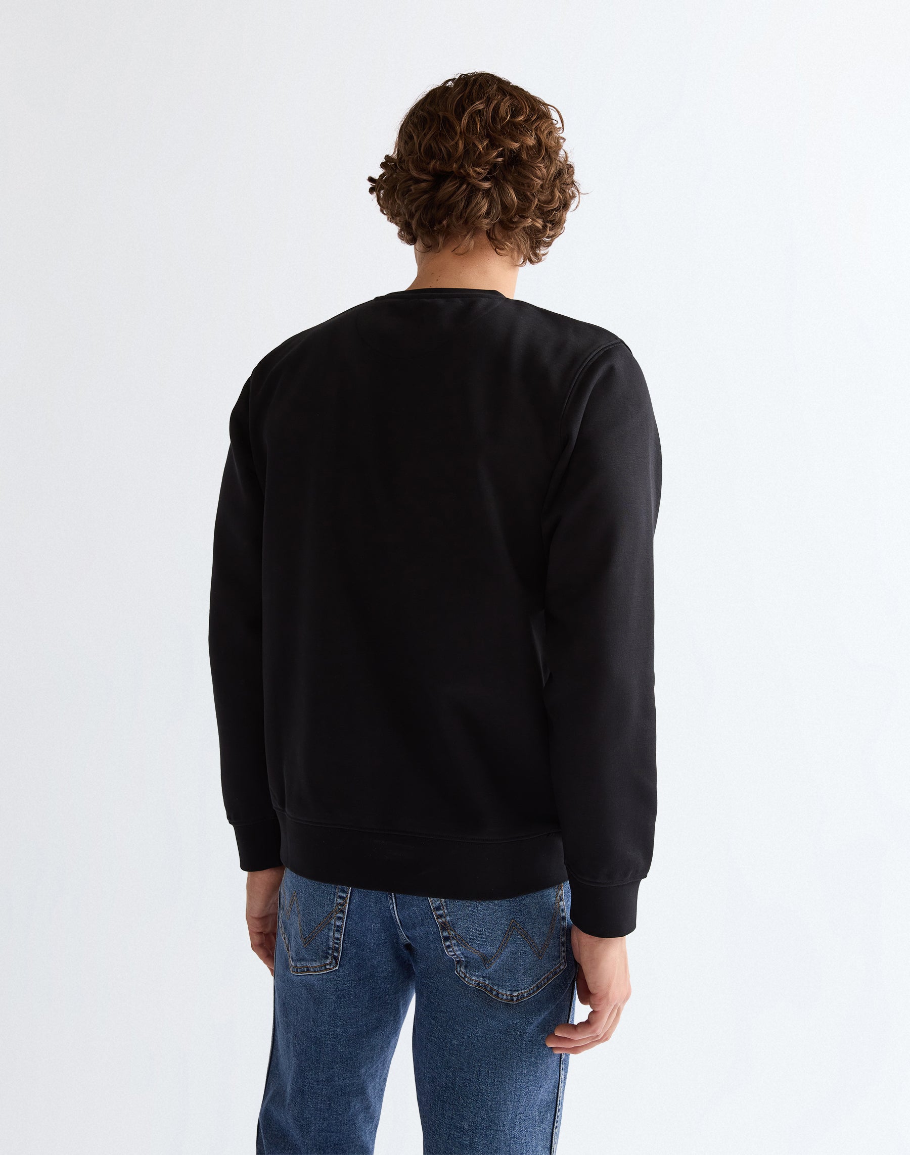Sweatshirt Sign Off in Black Sweatshirts Wrangler