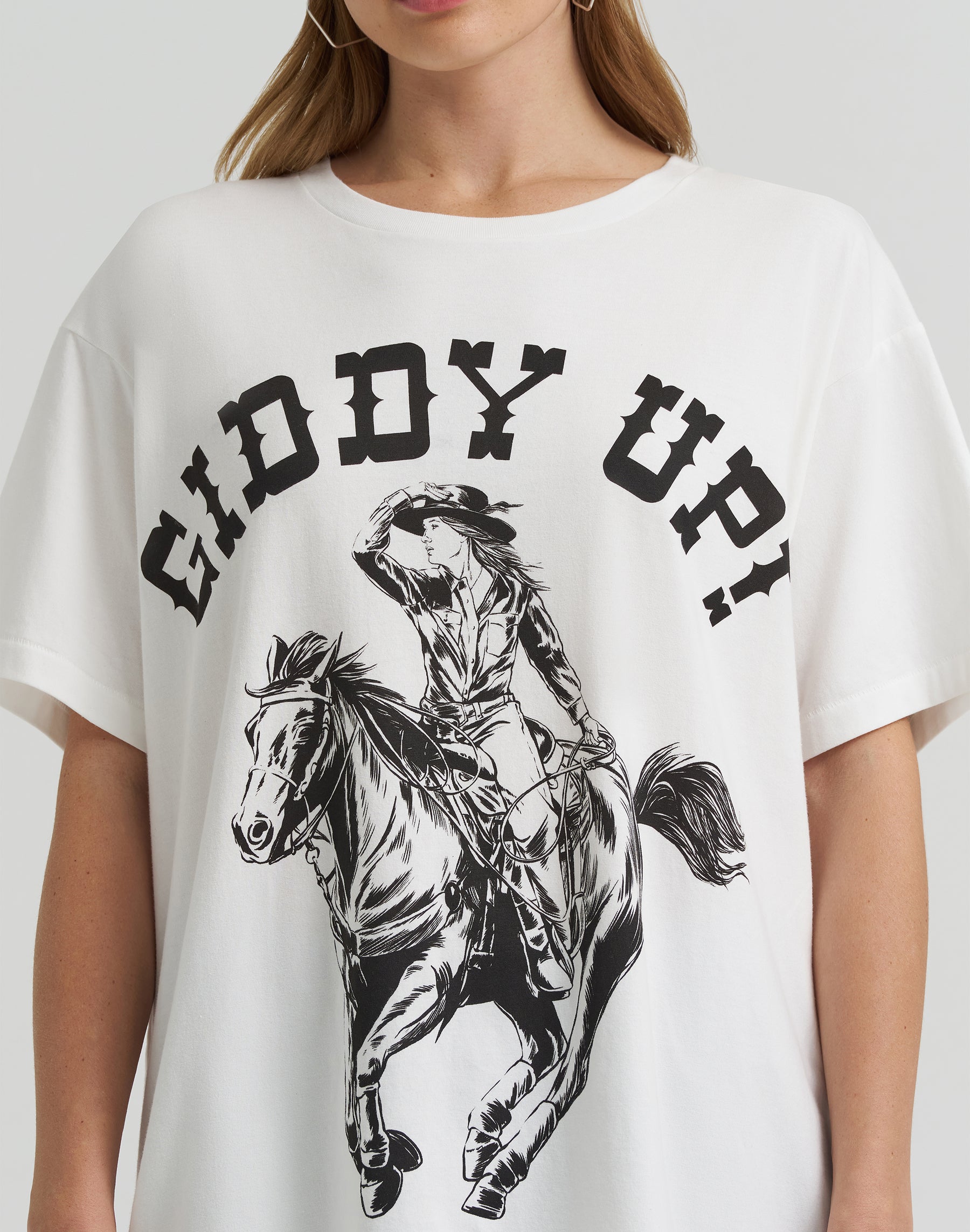 Giddy Up Tee in White T-Shirts Wrangler