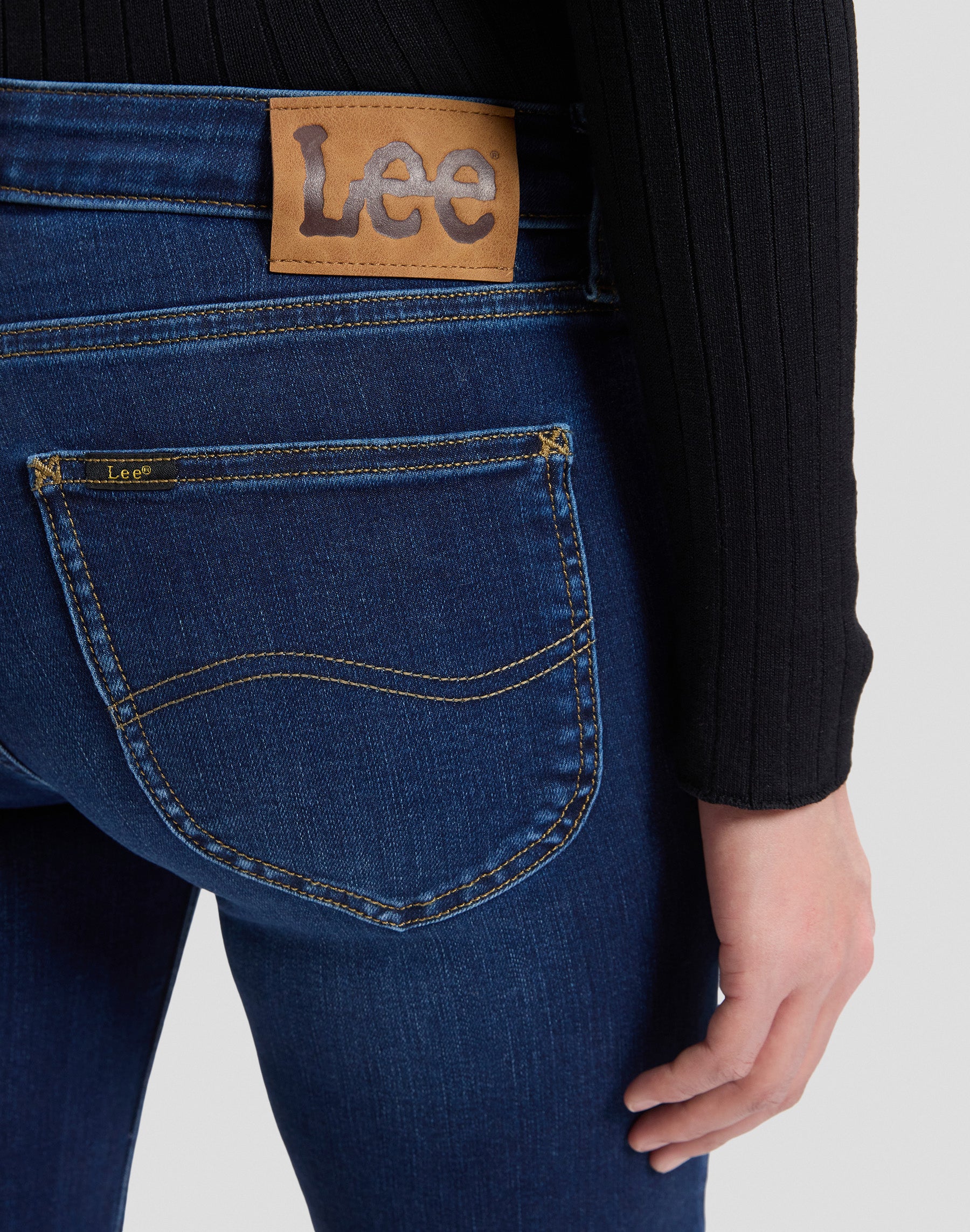 Jeans Lana in Eternal Blue Jeans Lee