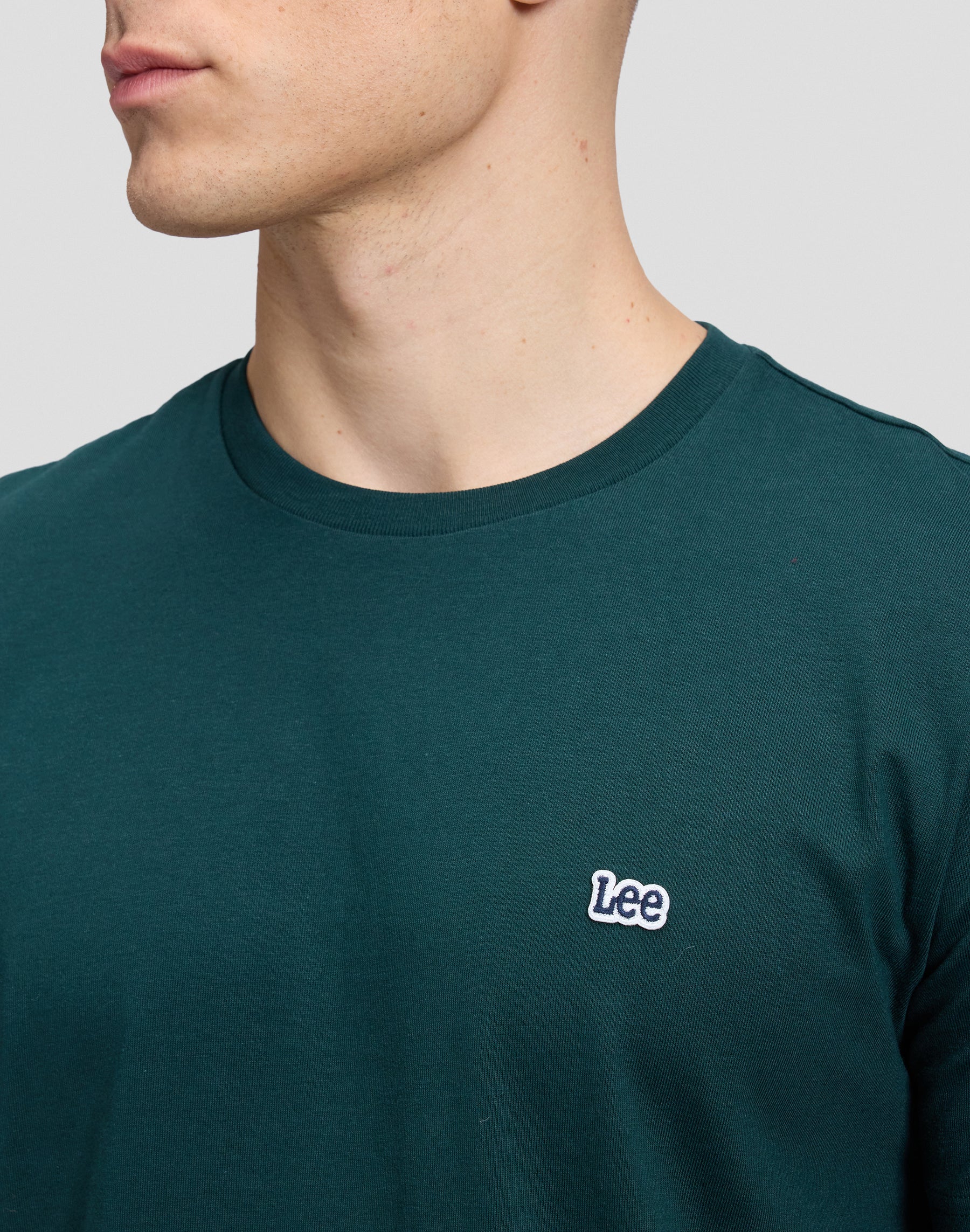 T-Shirt Patch Logo in Ponderosa Pine T-Shirts Lee