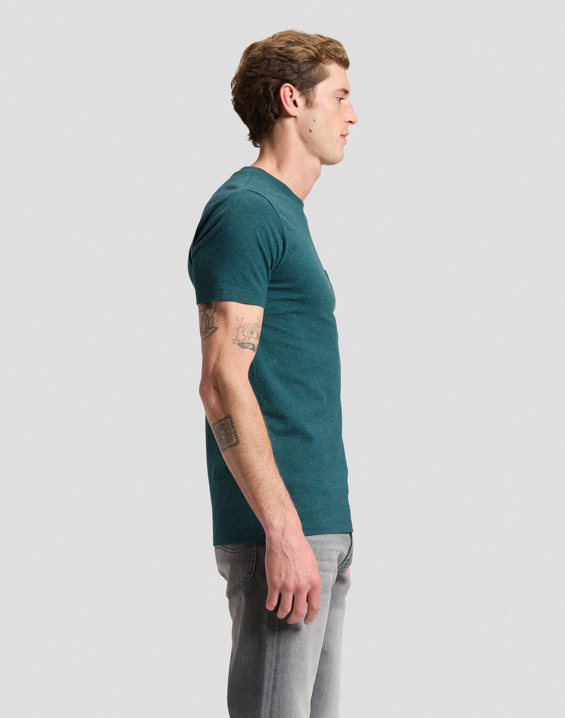 T-Shirt Ultimate Pocket in Ponderosa Pine T-Shirts Lee